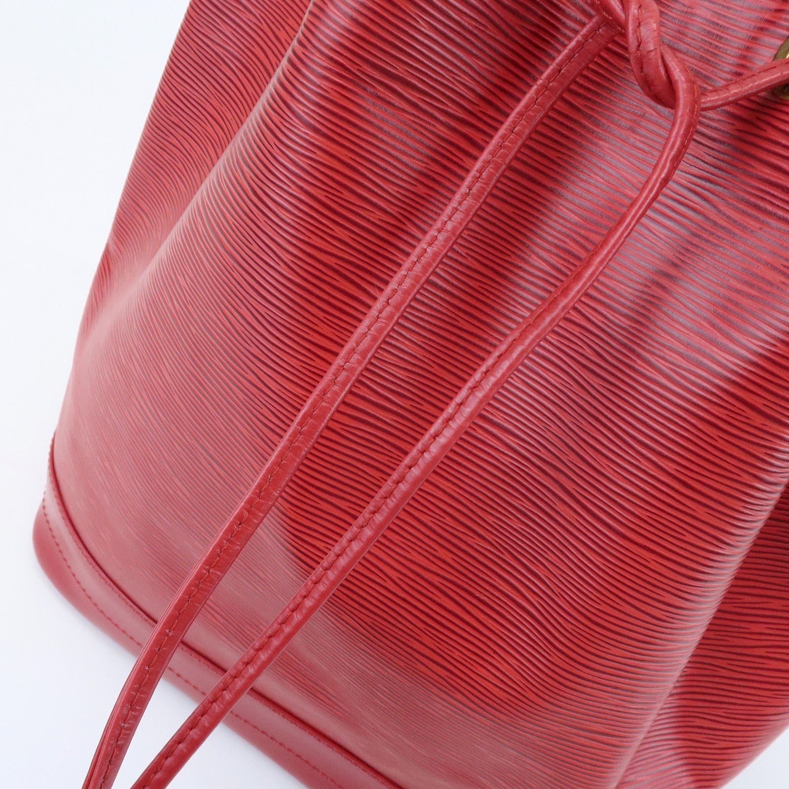 Louis Vuitton Epi Leather Noe Shoulder Bag Castilian Red M59007