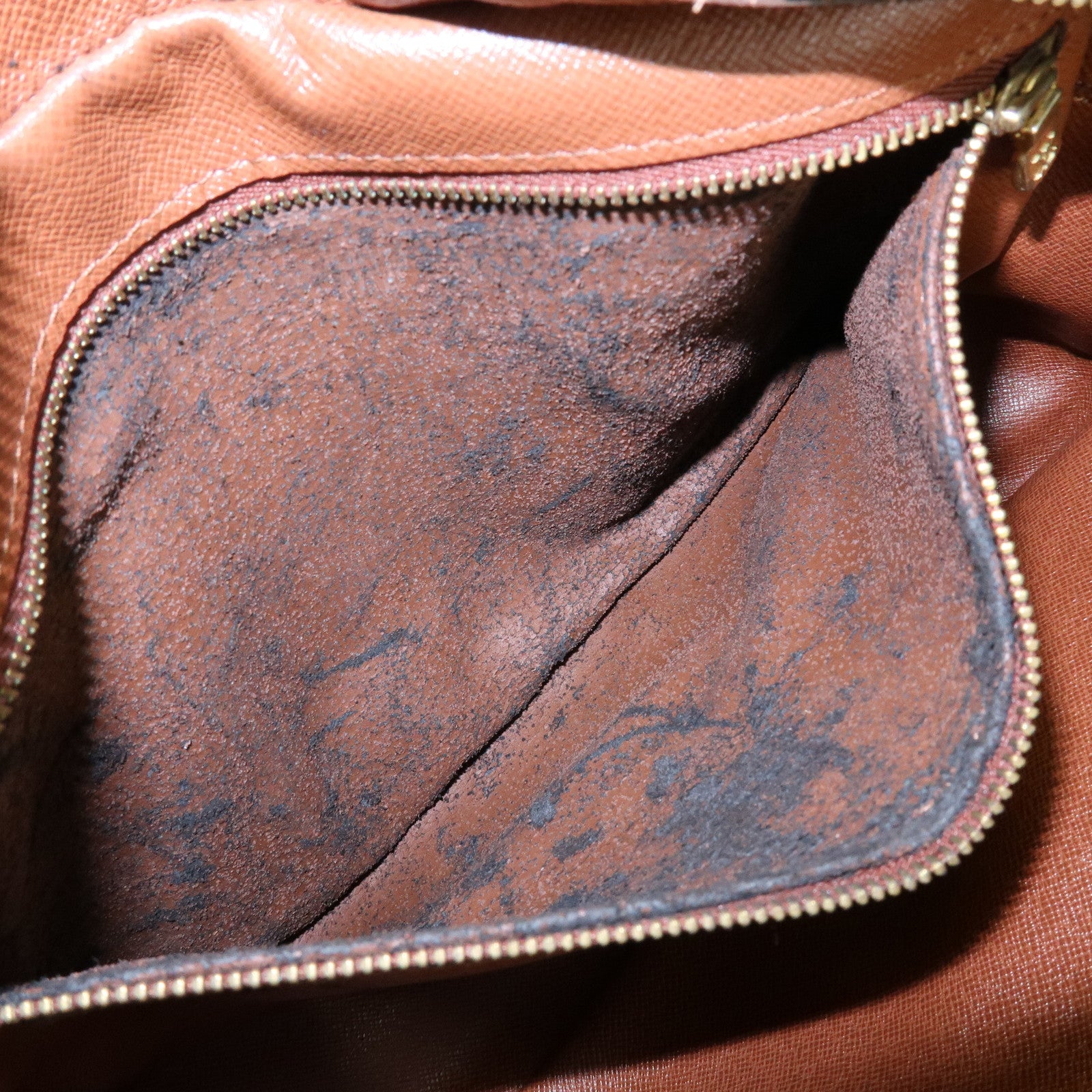 Louis Vuitton Epi Trocadero 27 Shoulder Bag Kenya Brown M52303