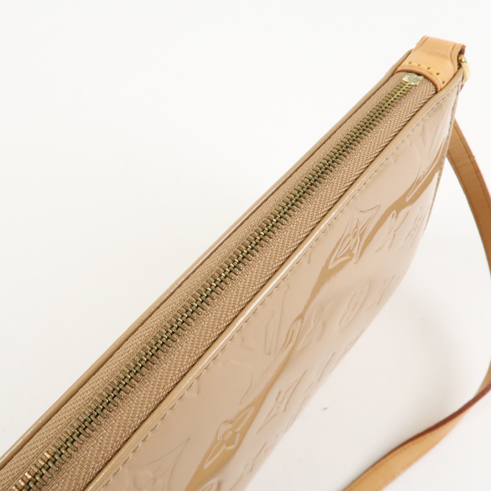 Louis Vuitton Monogram Vernis Pochette Accessoires Noisette M91343 Used