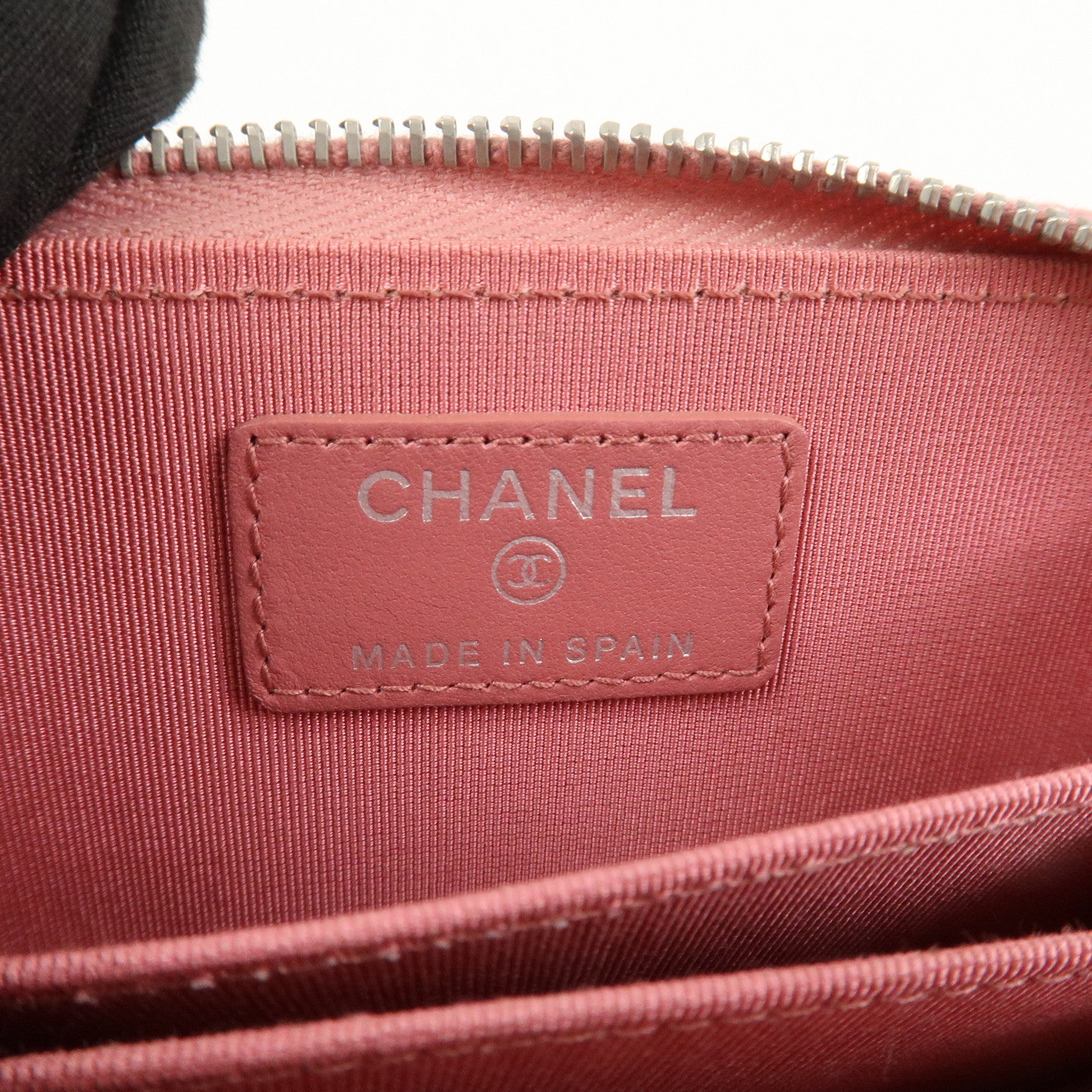 CHANE Matelasse Lambskin Classic Zippy Coin Case Pink AP0216