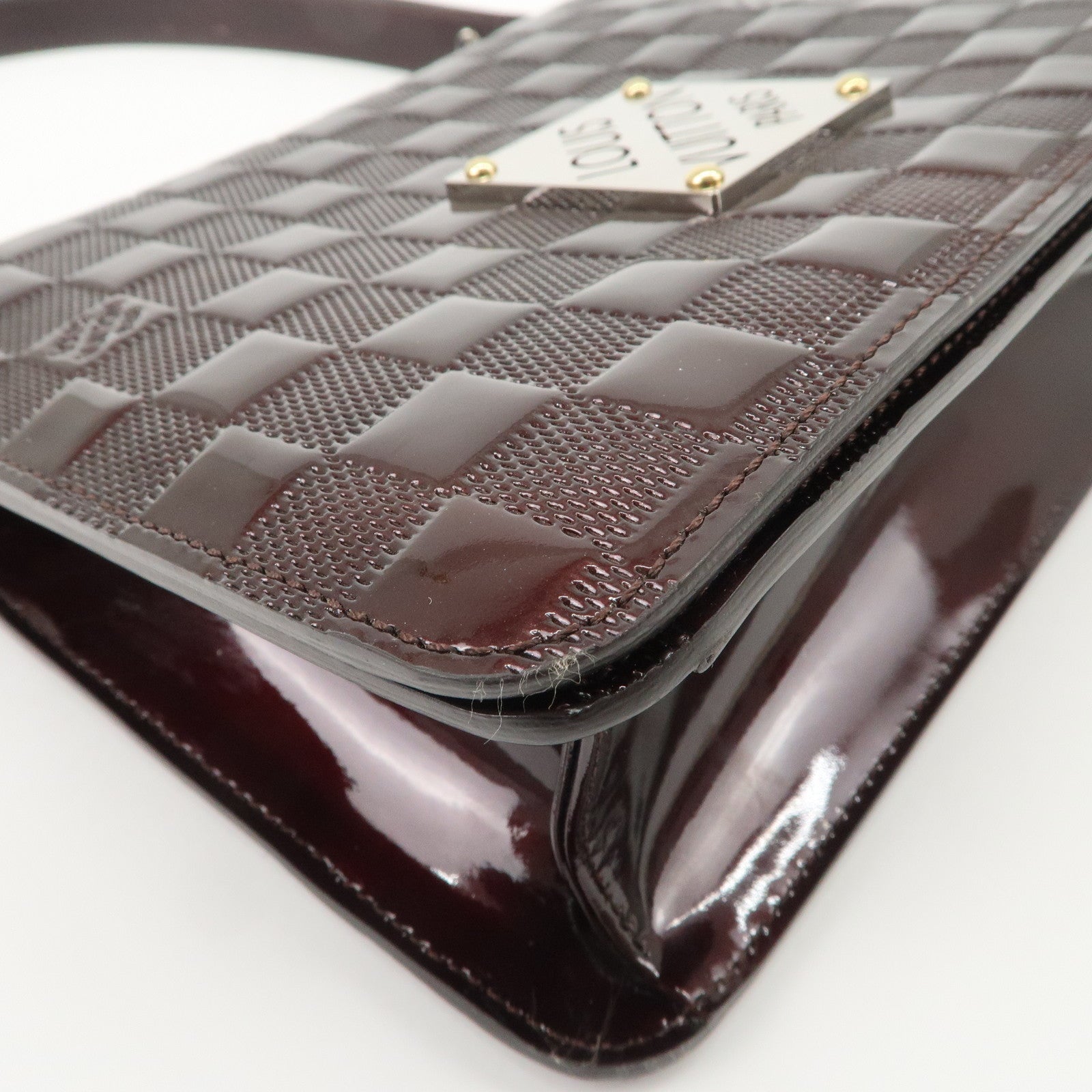 Louis Vuitton Damier Vernis Cabaret Shoulder Bag Carmine M92126