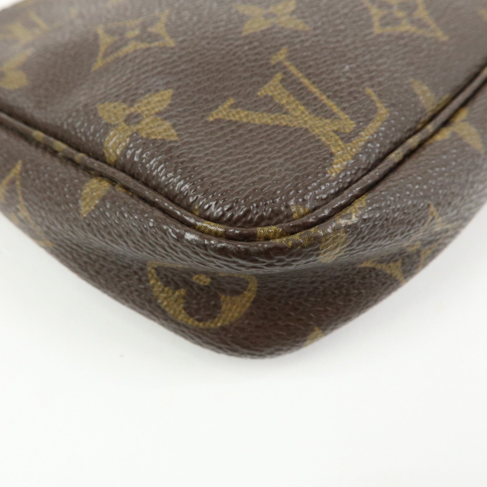 Louis Vuitton Monogram Pochette Accessoires Pouch Hand Bag M51980