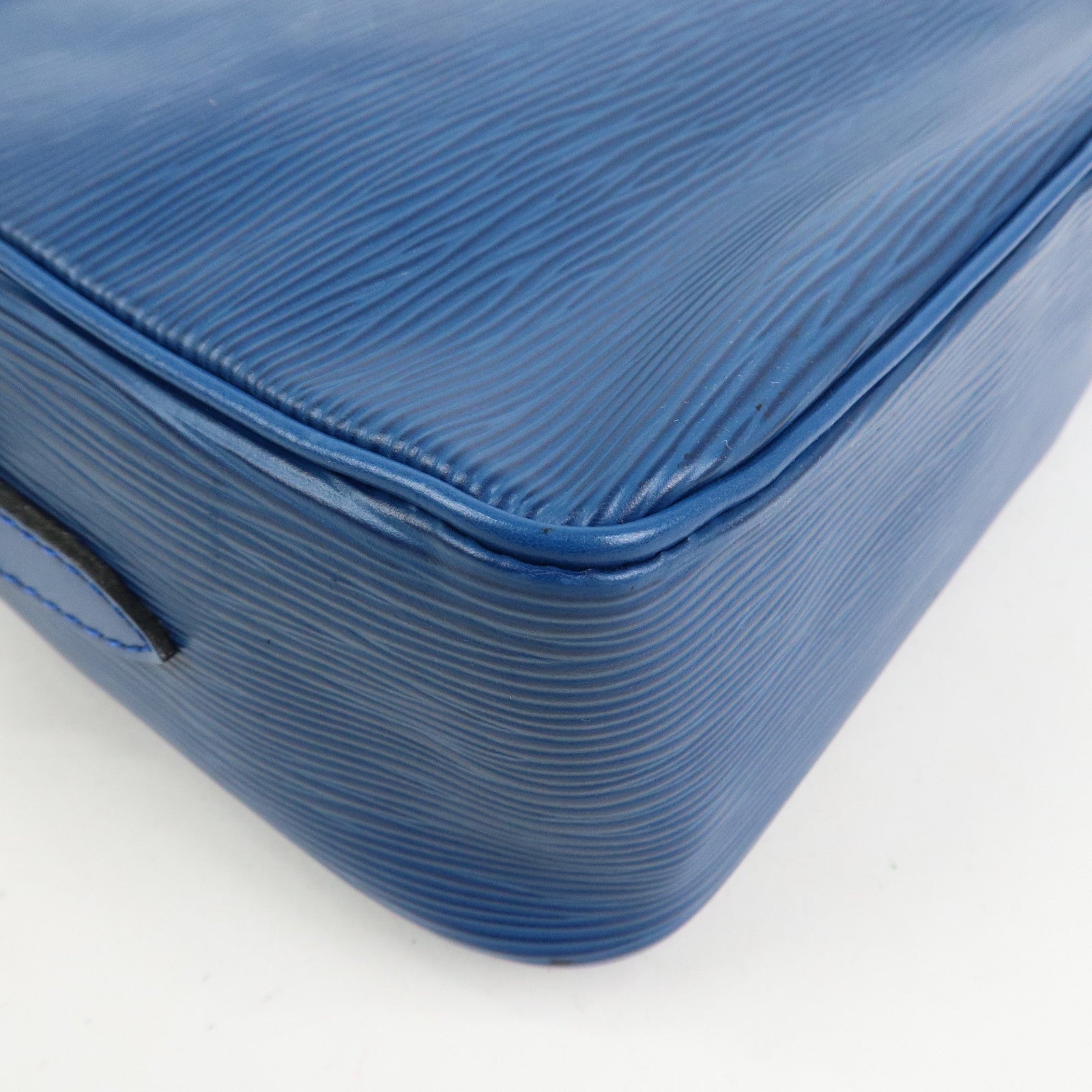 Louis Vuitton Epi Trocadero 27 Shoulder Bag Toledo Blue M51315