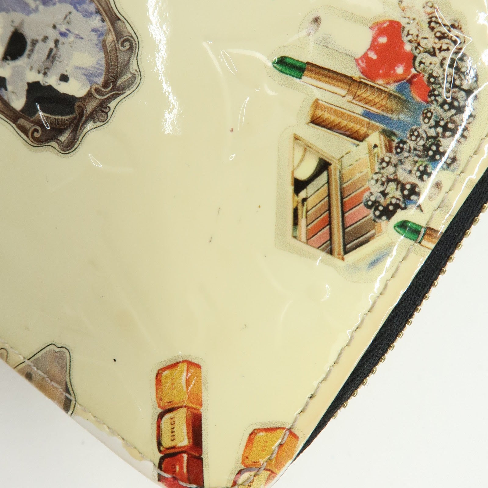 Louis Vuitton Monogram Vernis Zippy Wallet Sticker Print M50370