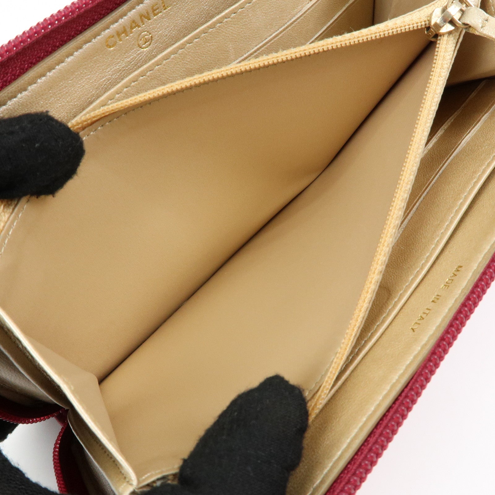 CHANEL Camellia Lamb Skin Round Zippy Wallet Pink A82281