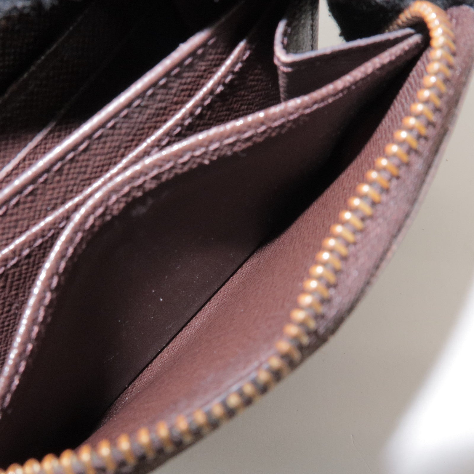 Louis Vuitton Damier Canvas Zippy Coin Case Wallet Brown N63070