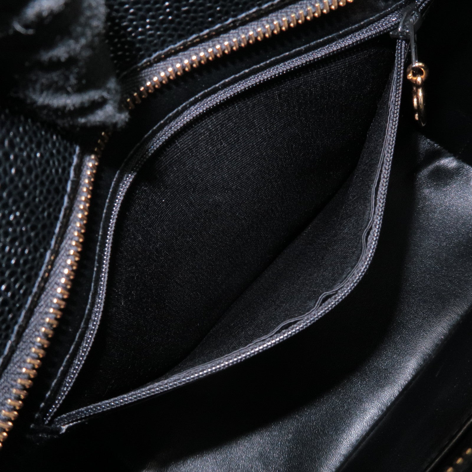 CHANEL Matelasse COCO Mark Caviarskin Medallion Tote Bag A01804