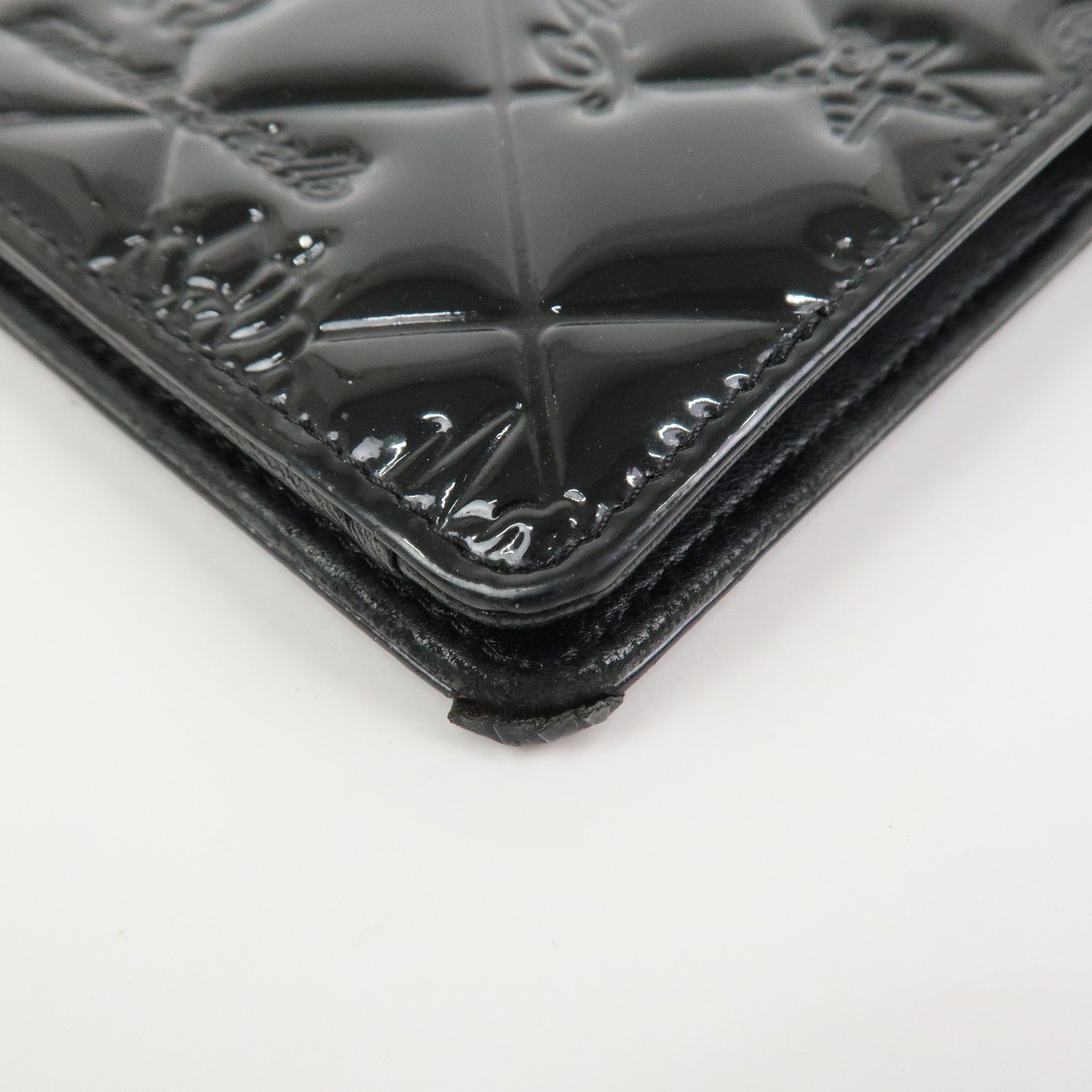 CHANEL Icon Line Patent Leather Bi-fold Long Wallet Black A37151