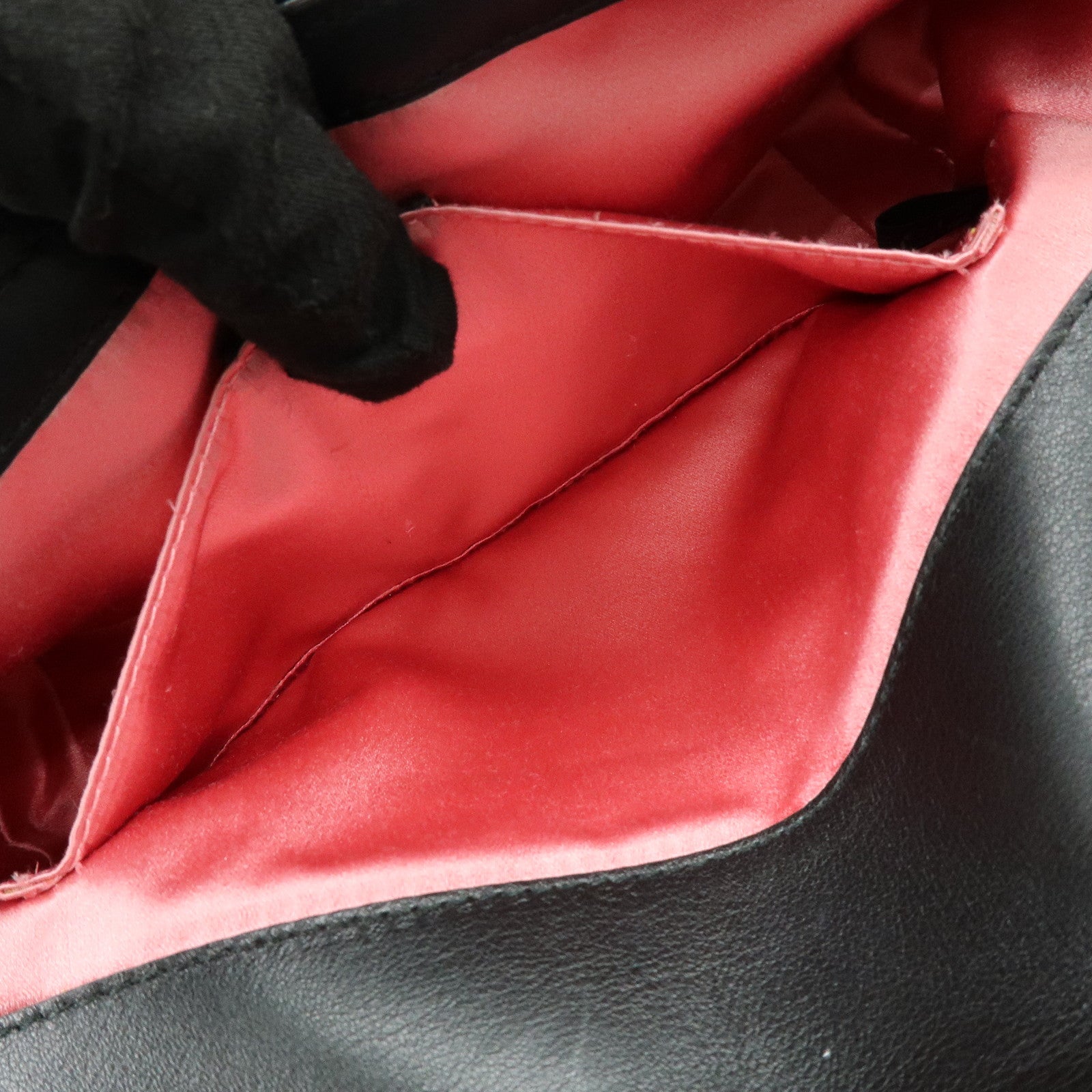 GUCCI GG Marmont Small Velvet Chain Shoulder Bag Black 446744