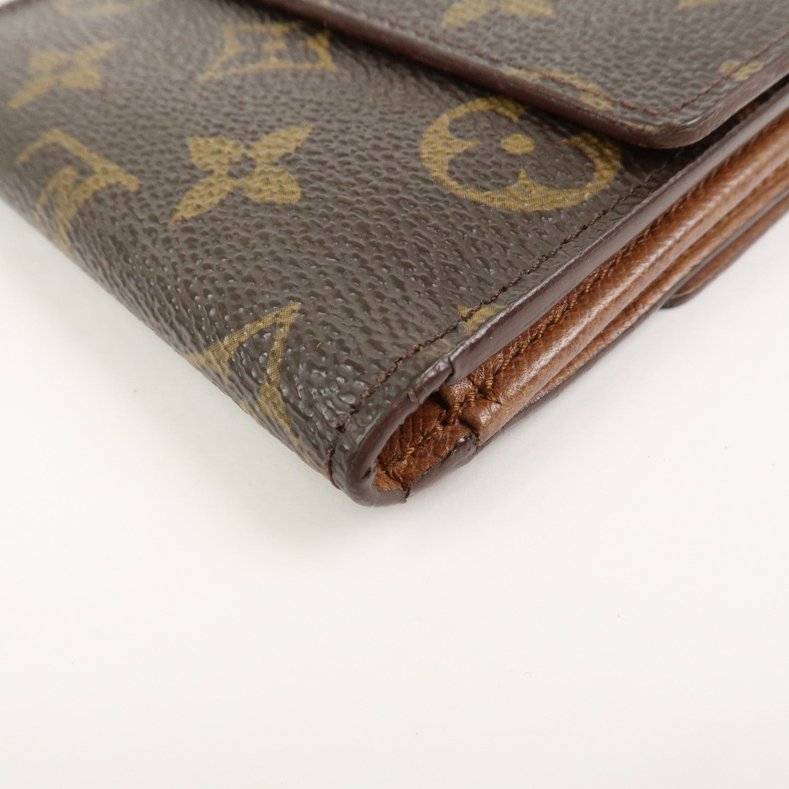 Louis Vuitton Monogram Porte Monnaie Billet Carte Credit M61652
