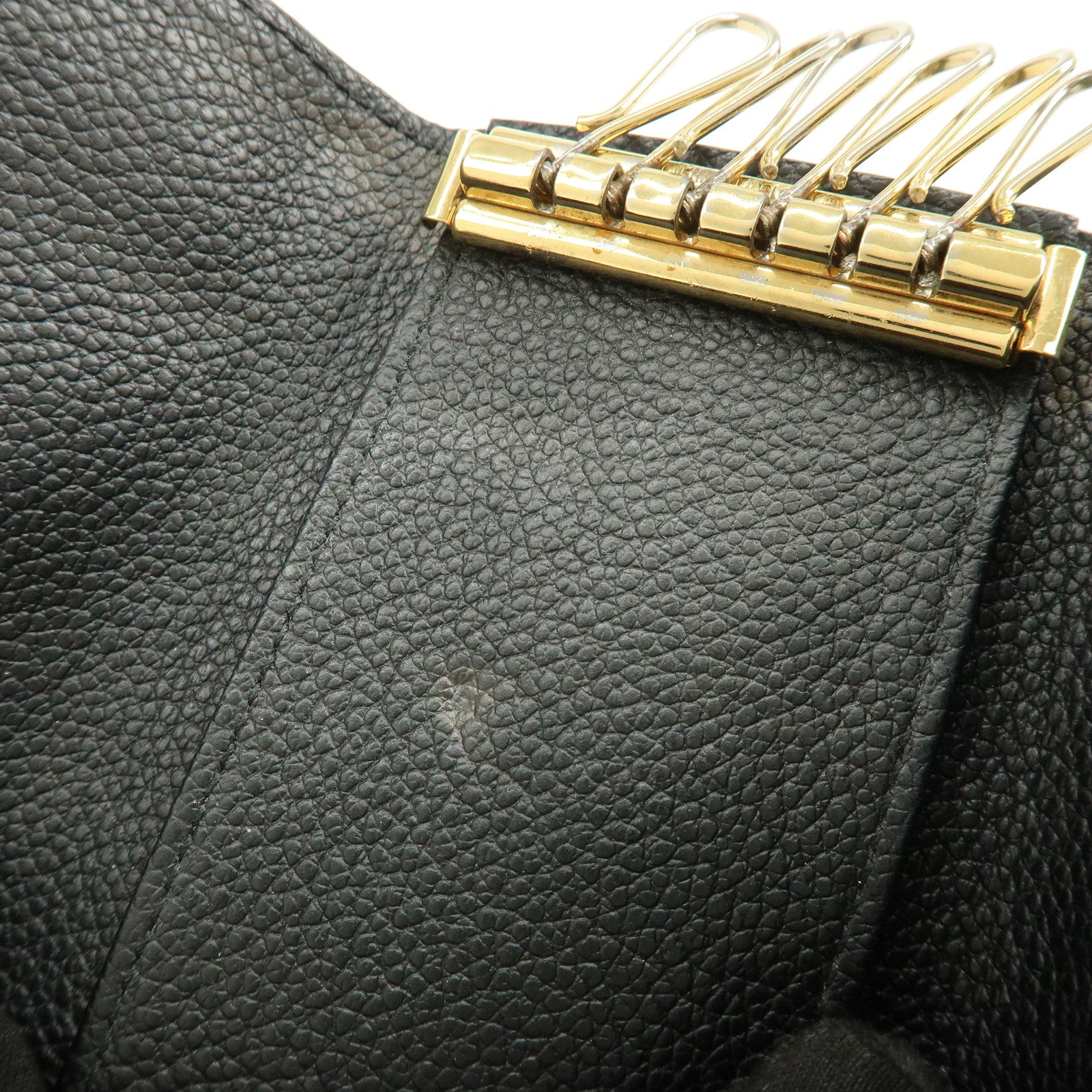 Louis Vuitton Monogram Empreinte Multiclés 6 Key Case Noir M64421