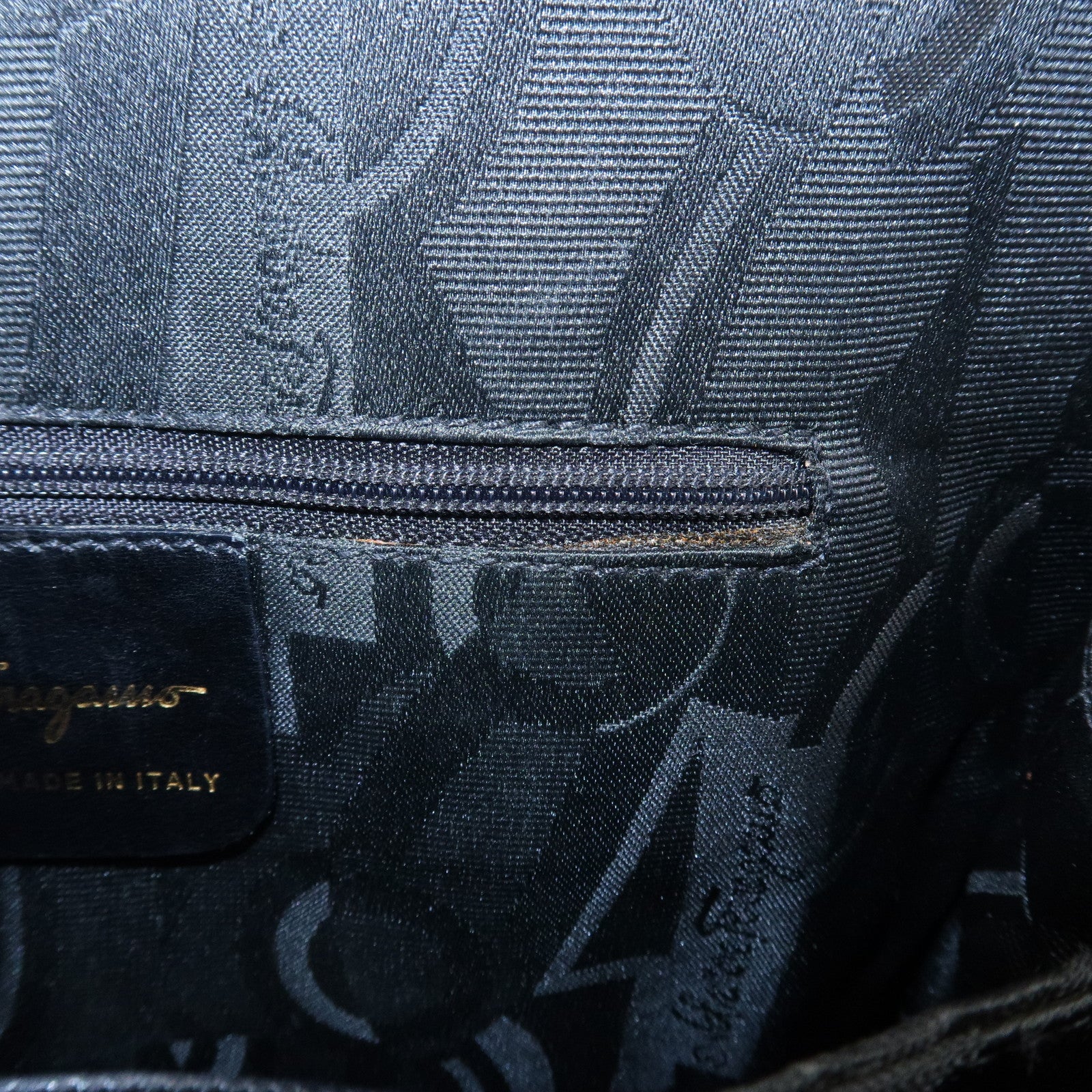 Ferragamo Leather 2Way Hand Shoulder Bag Black Gold HDW AK5644 Used