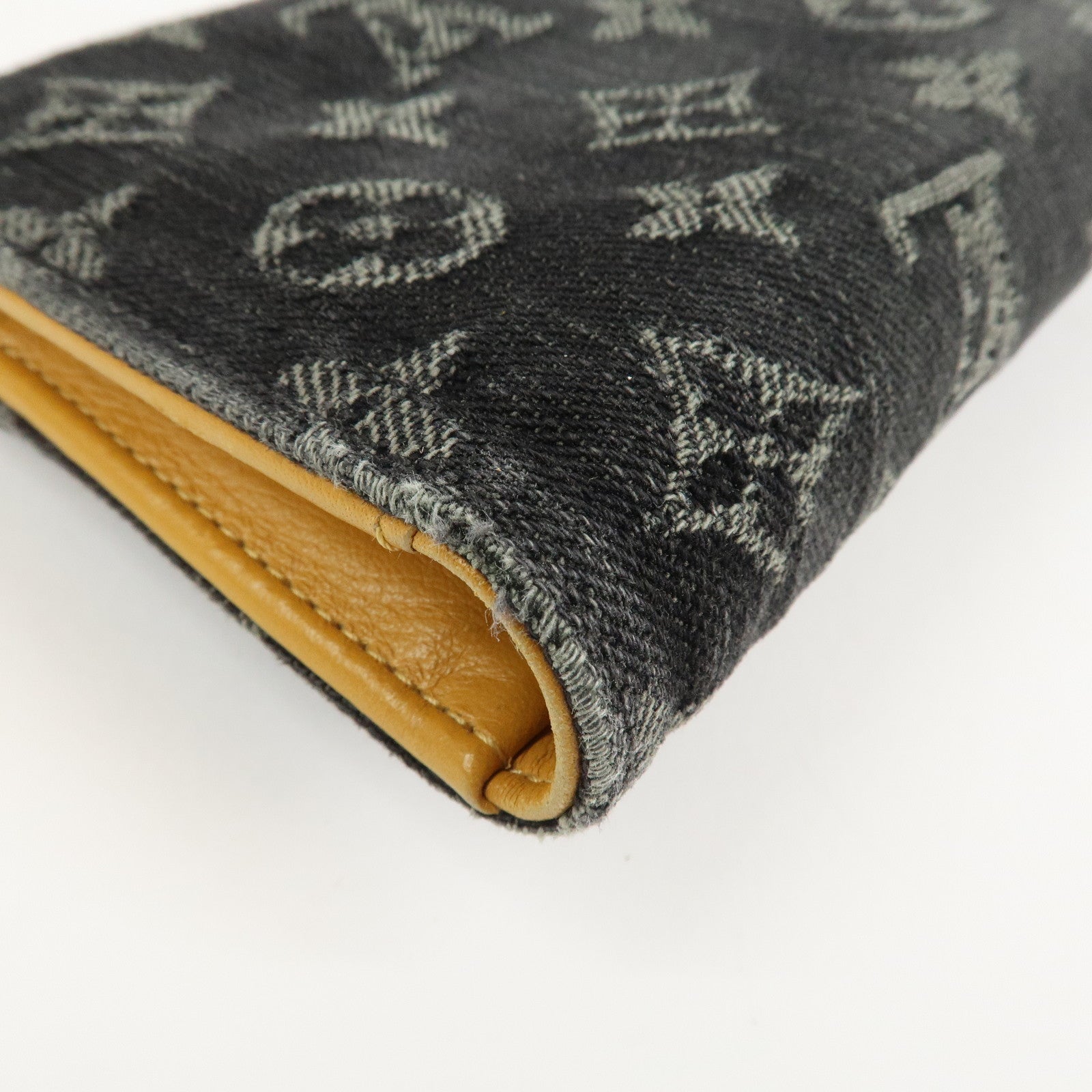 Louis Vuitton Monogram Denim Portefeuille Amelia Noir M95512