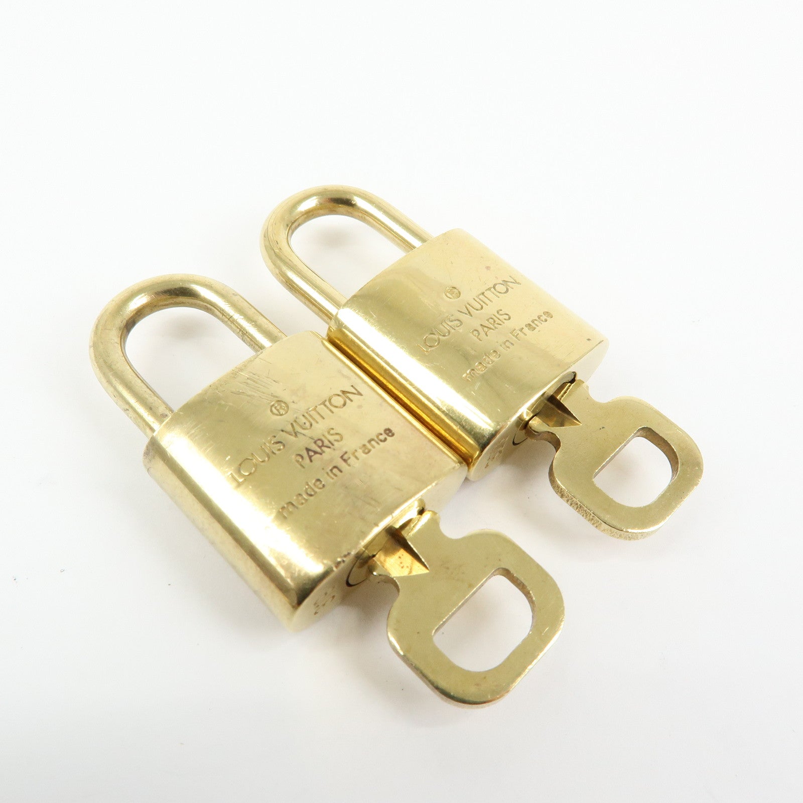 Louis Vuitton Set of 10 Lock & Key Cadena Key Lock Used