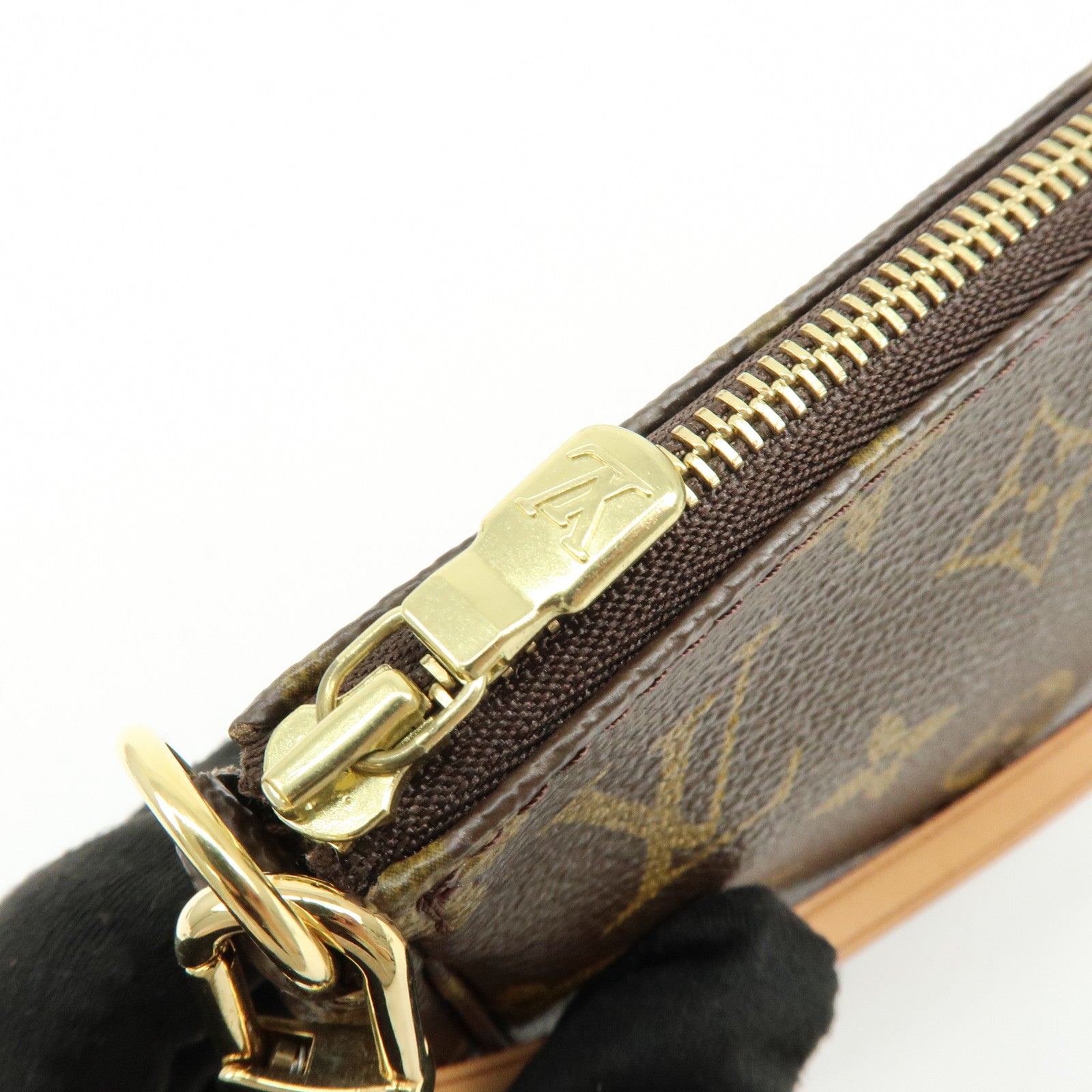 Louis Vuitton Monogram Pochette Accessoires Pouch Hand Bag M51980