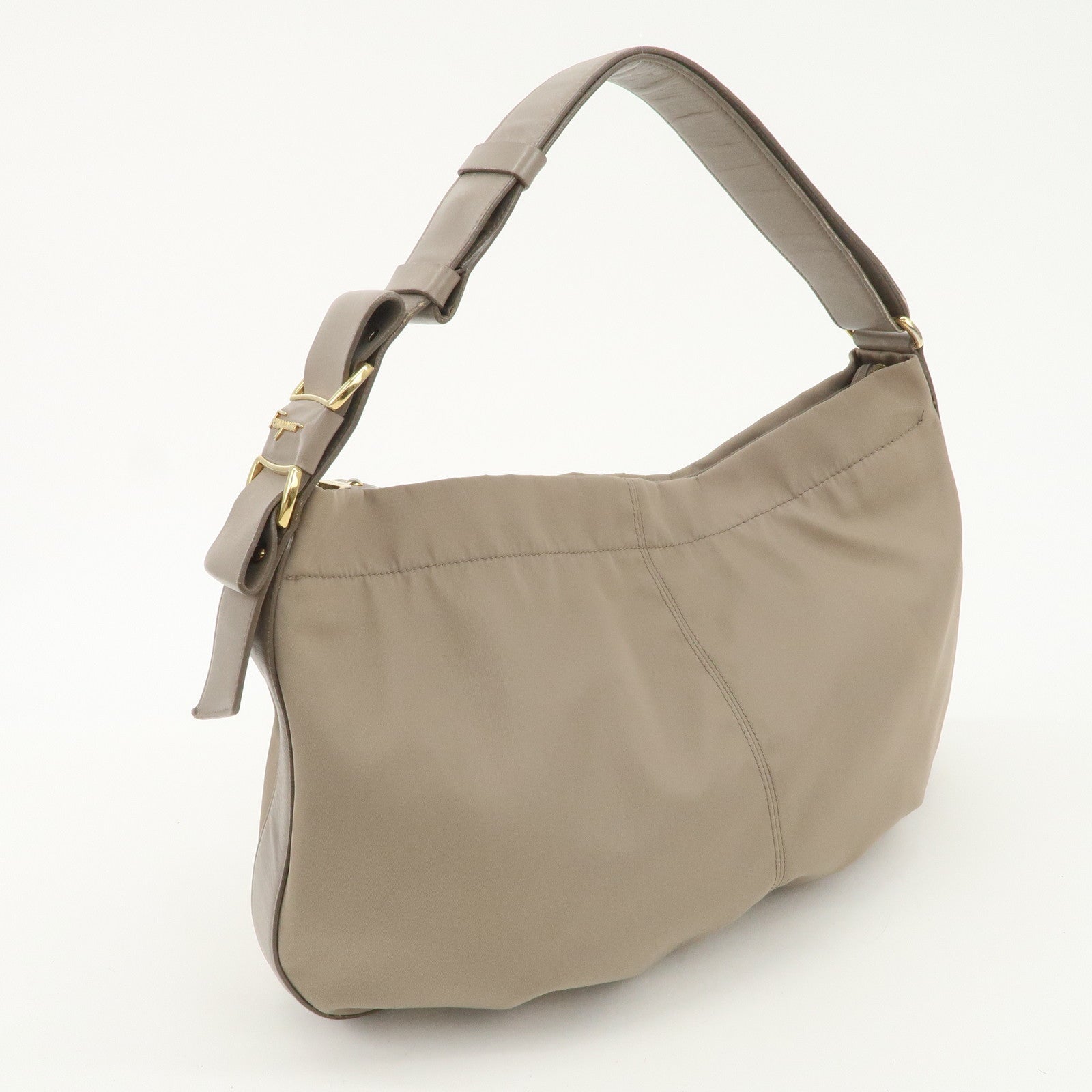 Ferragamo Vara Ribbon Nylon Leather Shoulder Bag Hand Bag Gray