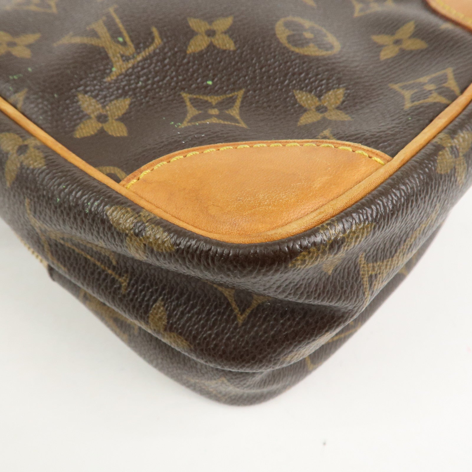 Louis Vuitton Monogram Amazone Shoulder Bag Brown M45236