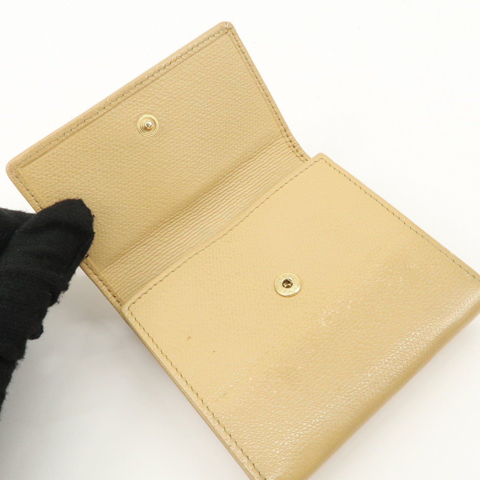 CHANEL Leather COCO Botton W Hook Wallet Beige Used