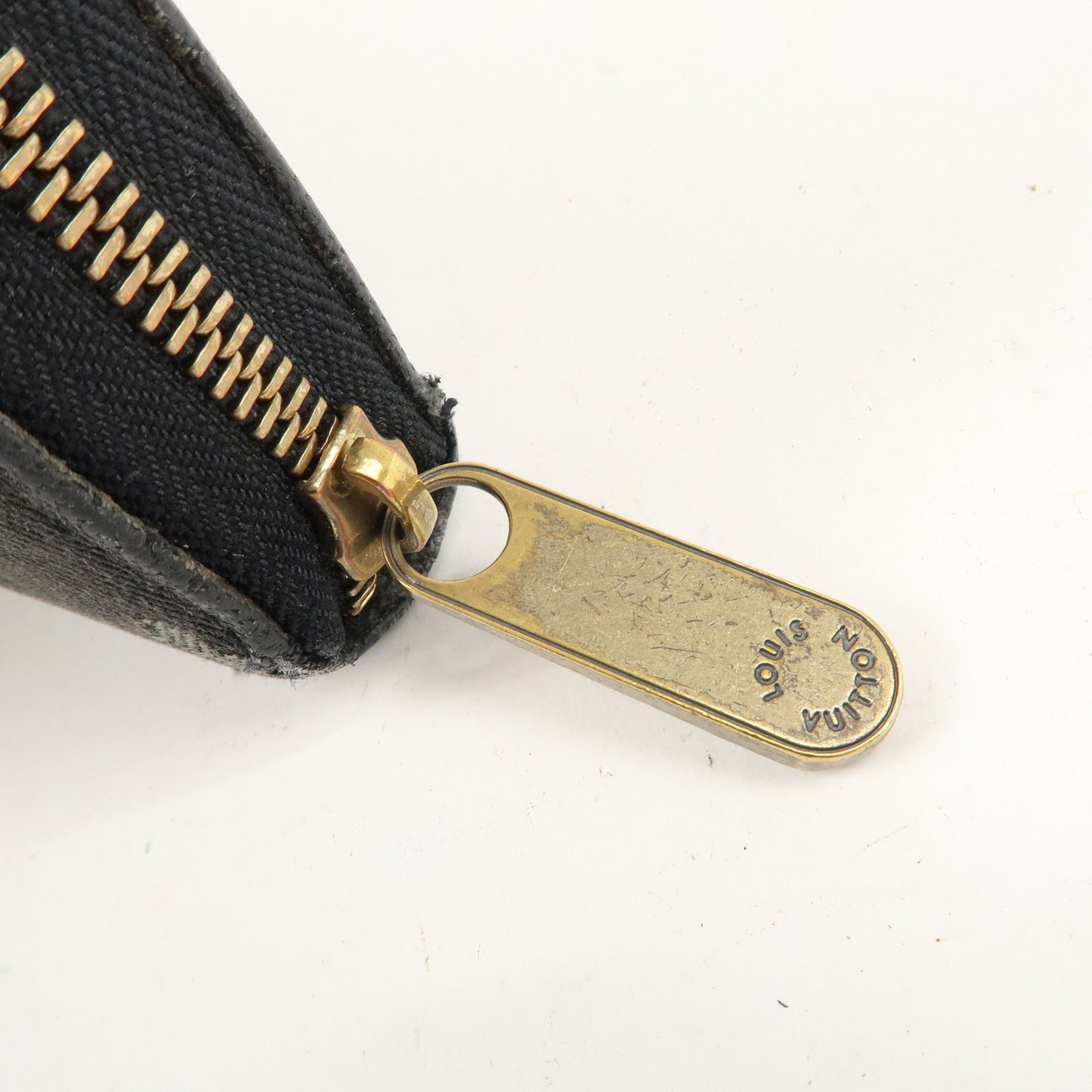 Louis Vuitton Monogram Denim Zippy Wallet Noir Black M95614