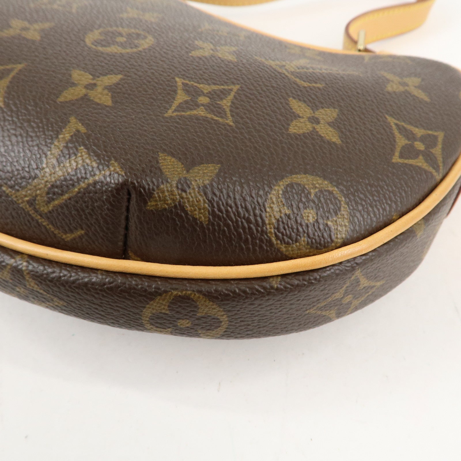 Louis Vuitton Monogram Pochette Croissant Shoulder Bag M51510 Used