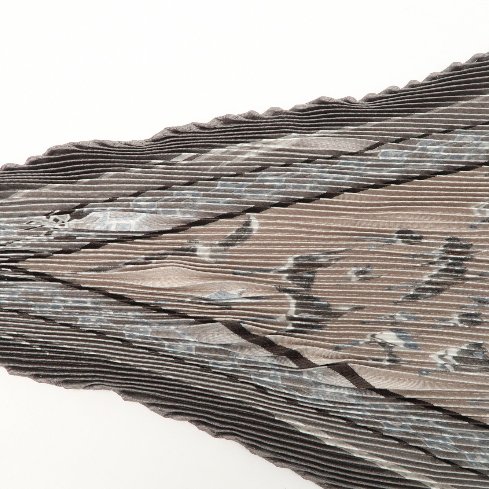 HERMES Silk 100% Pleats Carre Scarf LIBRES COMME L'AIR Gray Used