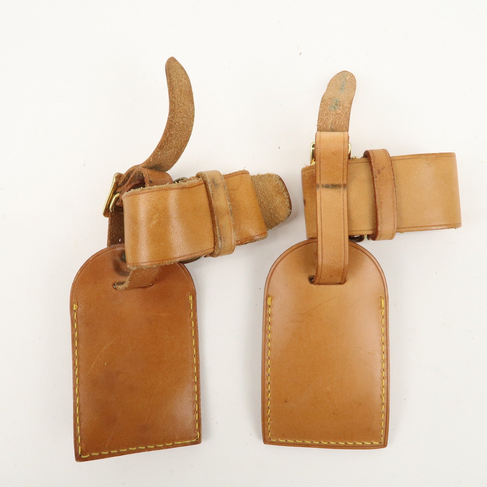 Louis Vuitton Set of 20 Leather Name Tag & Poignet Natural Used