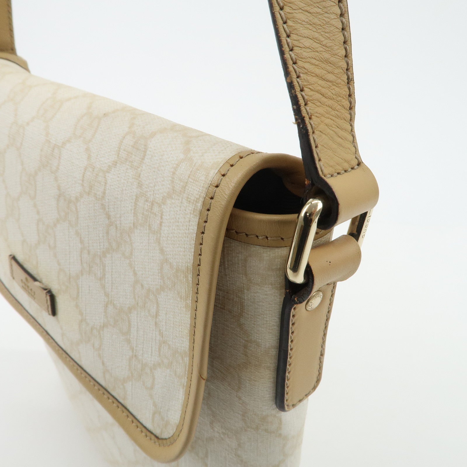 GUCCI GG Supreme Leather Shoulder Bag Ivory Light Brown 223666