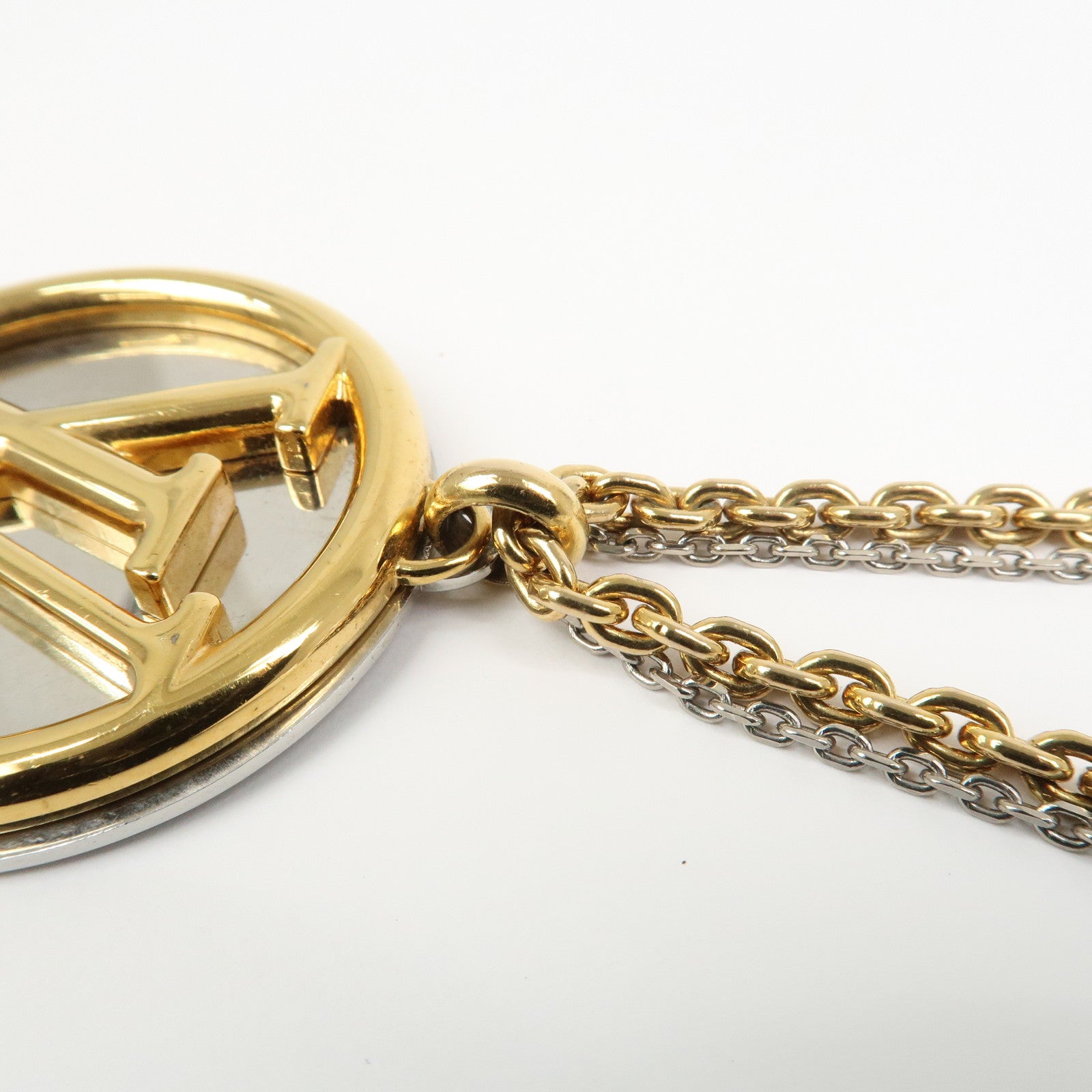 Louis Vuitton Collier Louise LV Initial Metal Necklace Gold M64281
