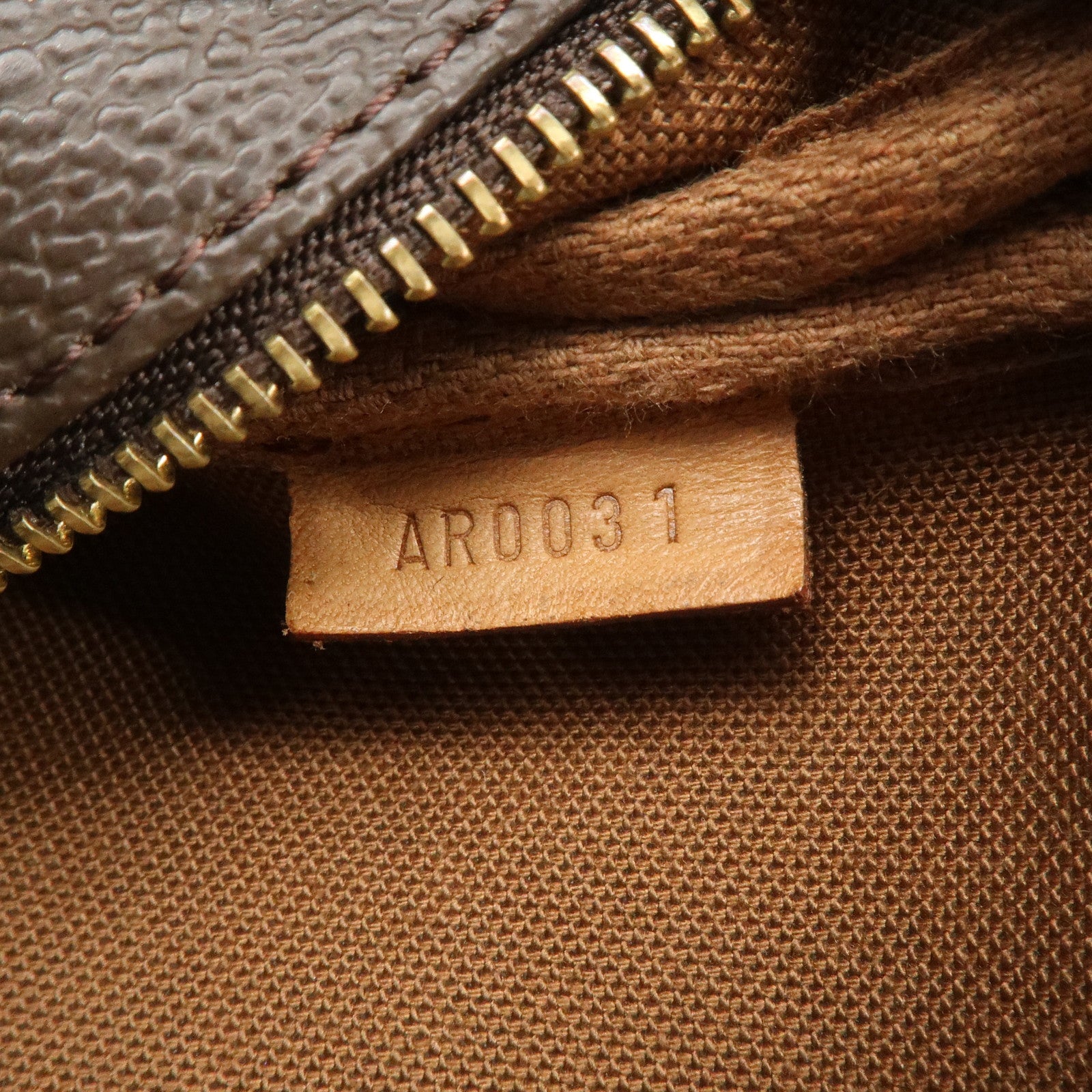 Louis Vuitton Monogram Graffiti Pochette Accessoires Hand Bag M92192 Used