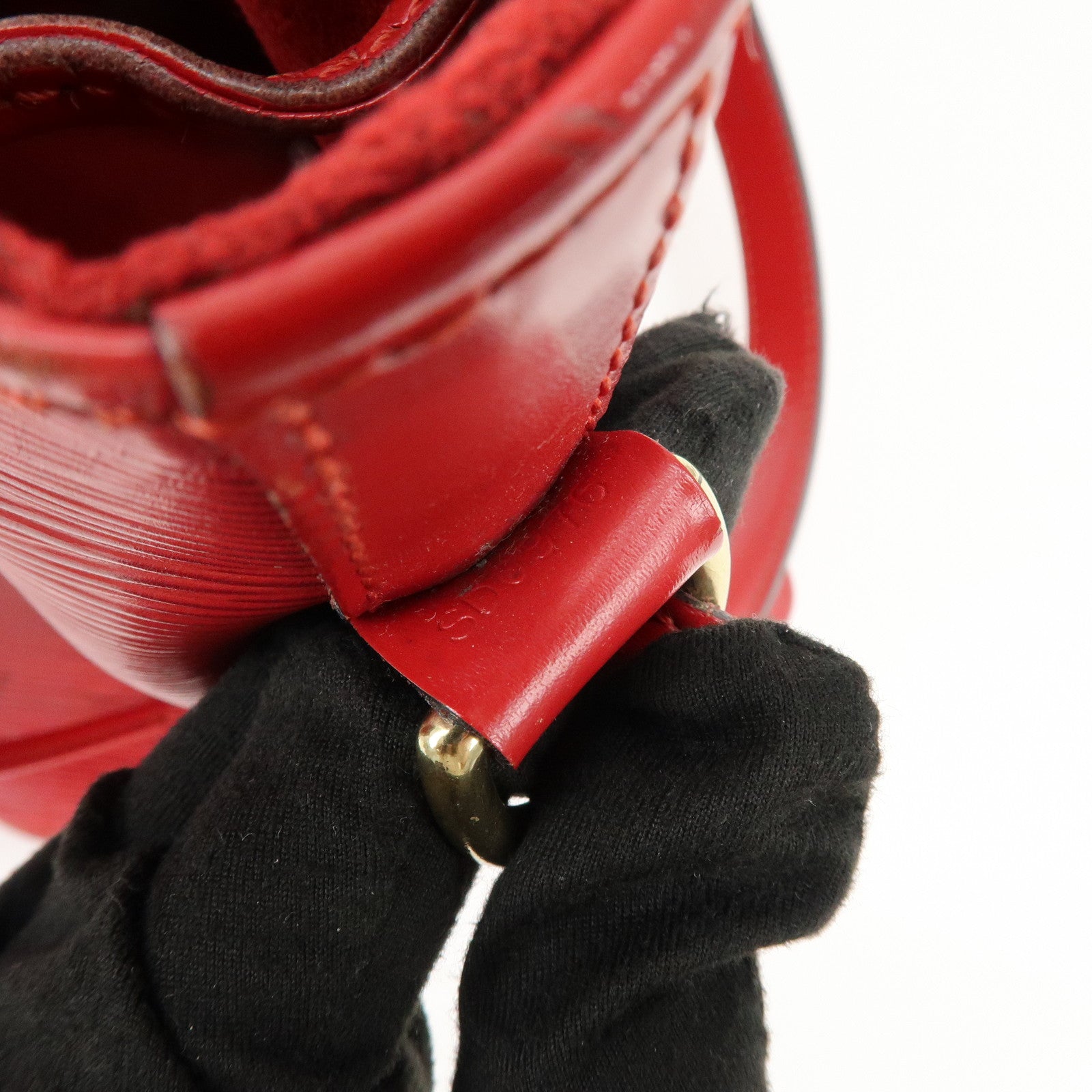 Louis Vuitton Epi Petit Noe Shoulder Bag Castilian Red M44107