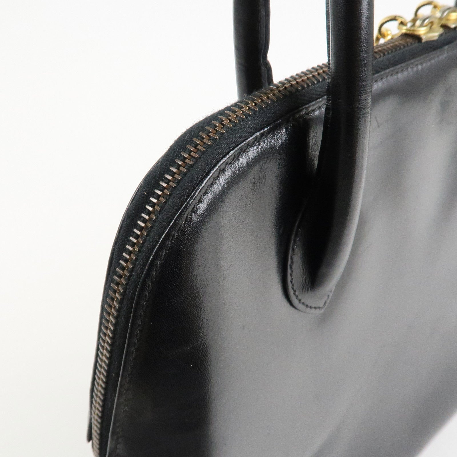 Ferragamo Leather 2Way Hand Shoulder Bag Black Gold HDW AK5644 Used