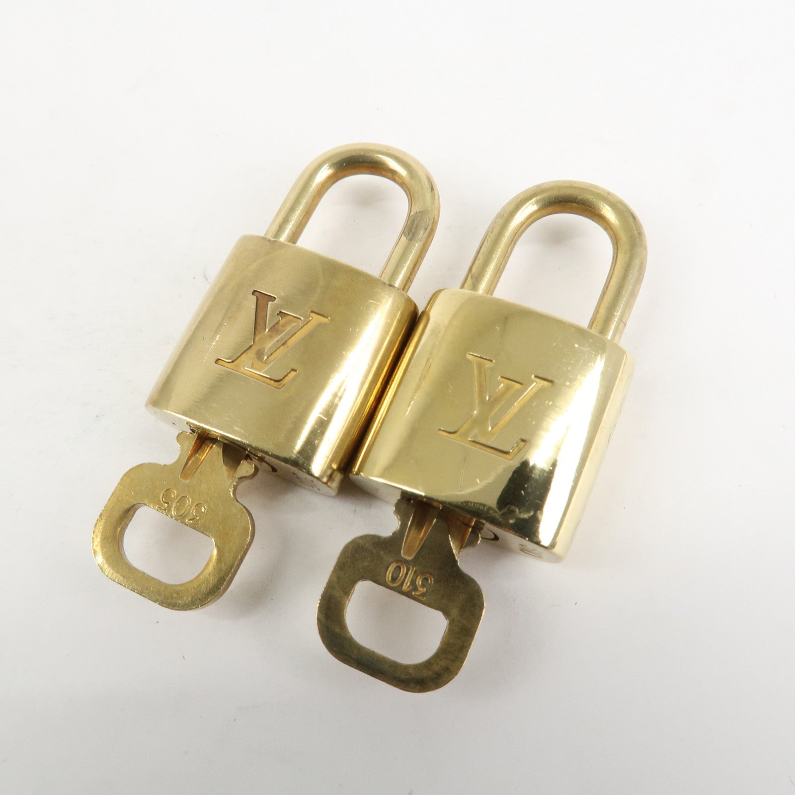 Louis Vuitton Set of 10 Lock & Key Cadena Key Lock Metal Gold