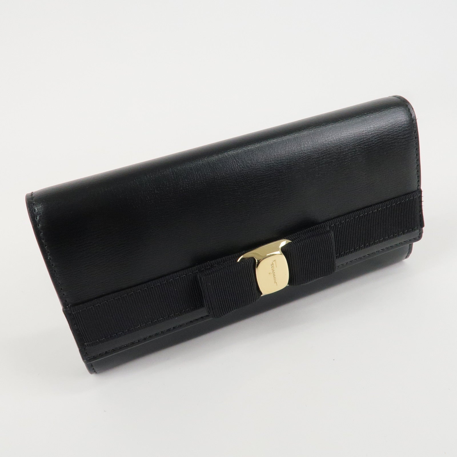 Ferragamo Vara Ribbon Leather Bifold Wallet Black Gold HDW Used