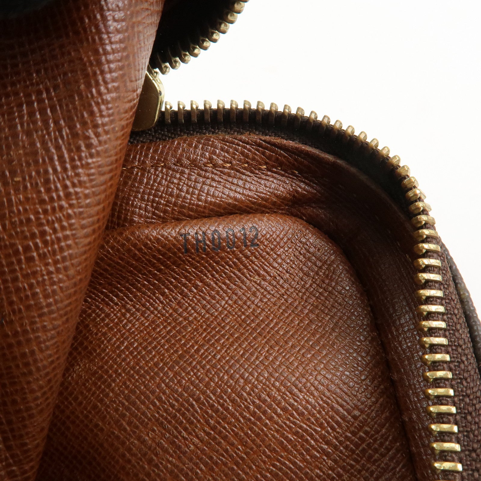 Louis Vuitton Monogram Amazone Shoulder Bag Crossbody Bag M45236