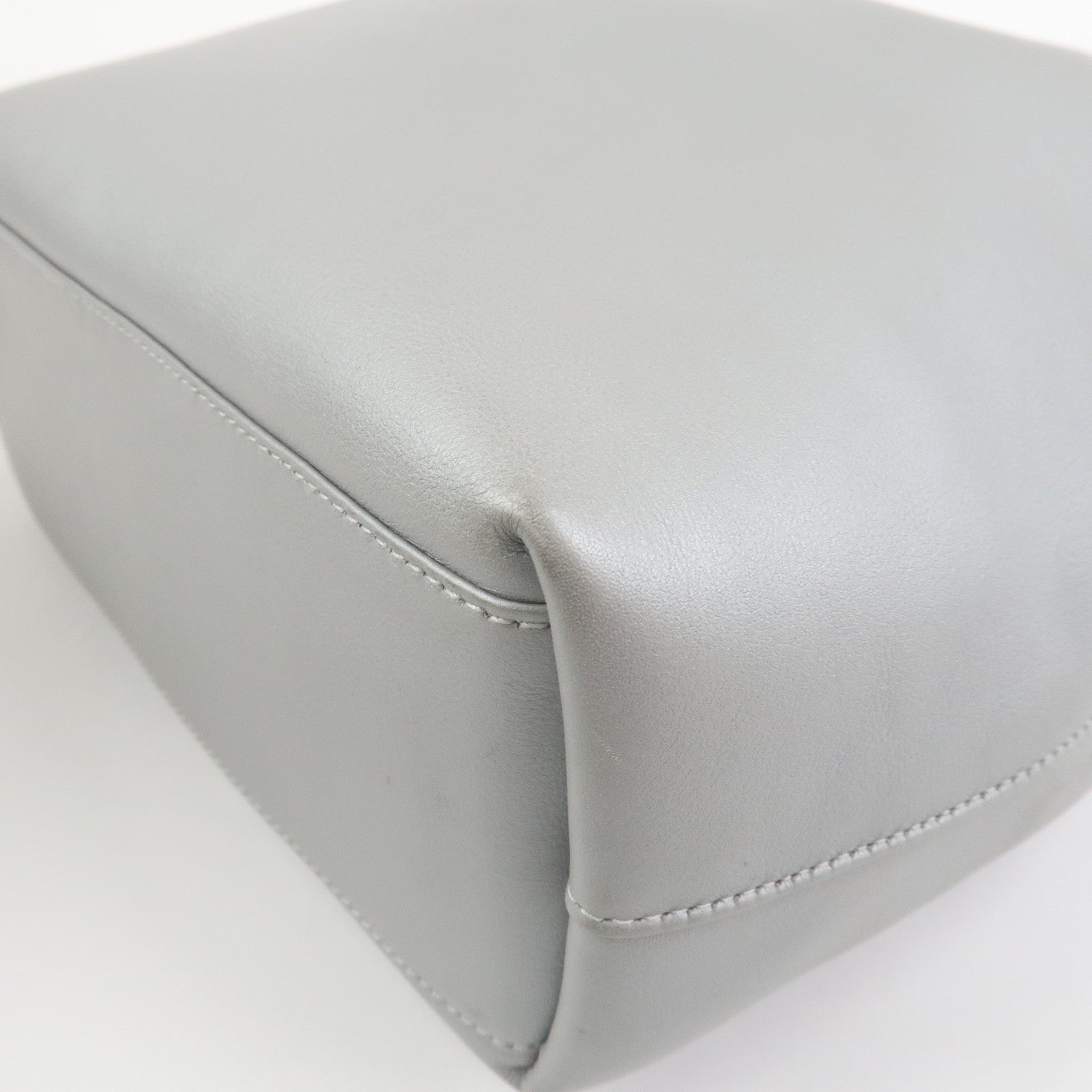 Christian Dior Maris Pearl Leather Hand Bag Silver Gray