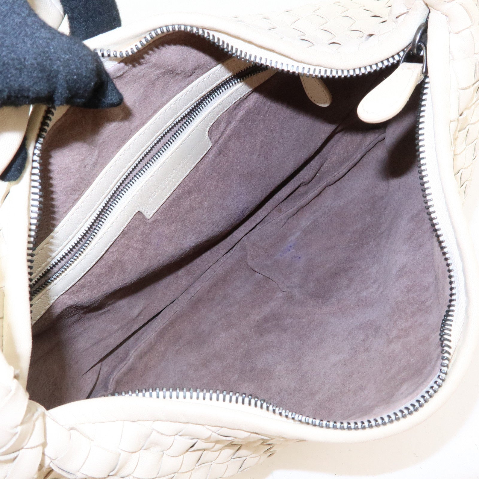 BOTTEGA VENETA Intrecciato Leather Hand Bag Ivory White