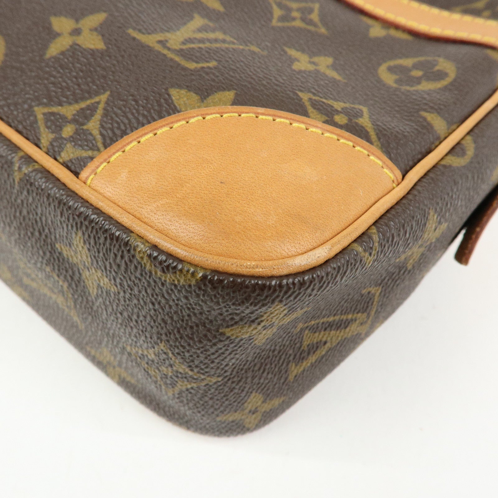 Louis Vuitton Monogram Compiegne 28 Pouch Clutch Bag Brown M51845