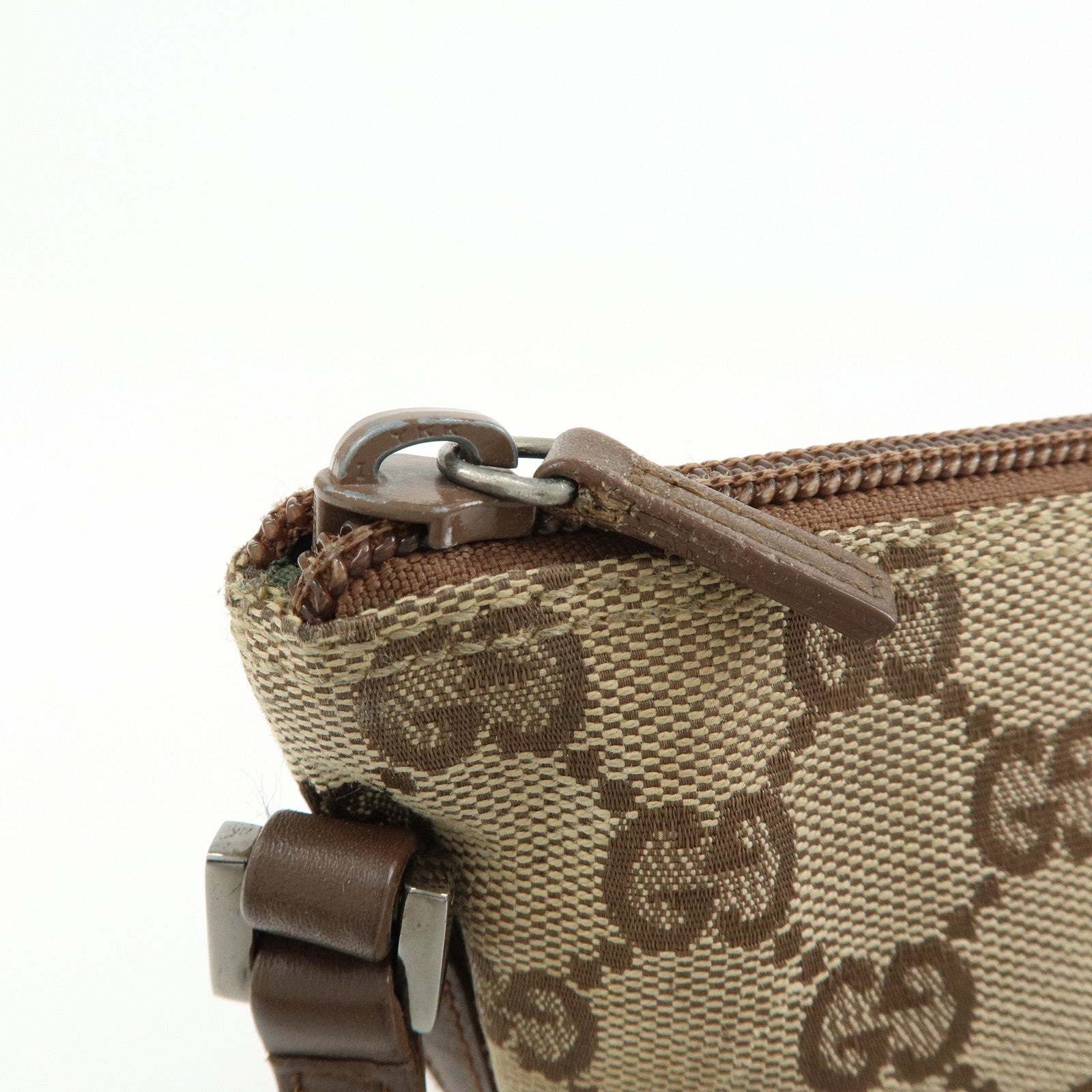 GUCCI Boat Bag GG Canvas Hand Bag Accessory Pouch Beige Brown 07198