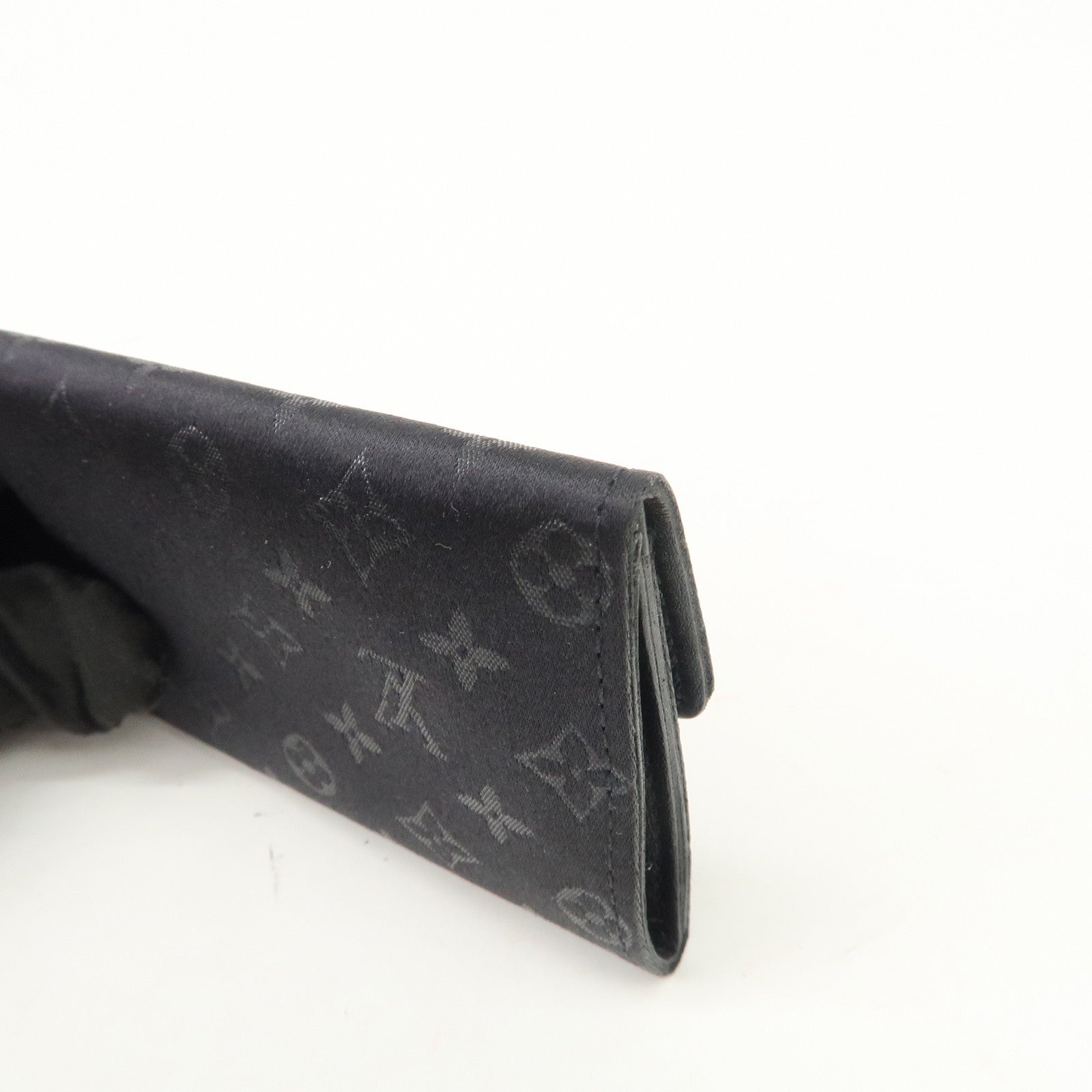 Louis Vuitton Monogram Satin Porte Monnaie Coin Case Noir M92137