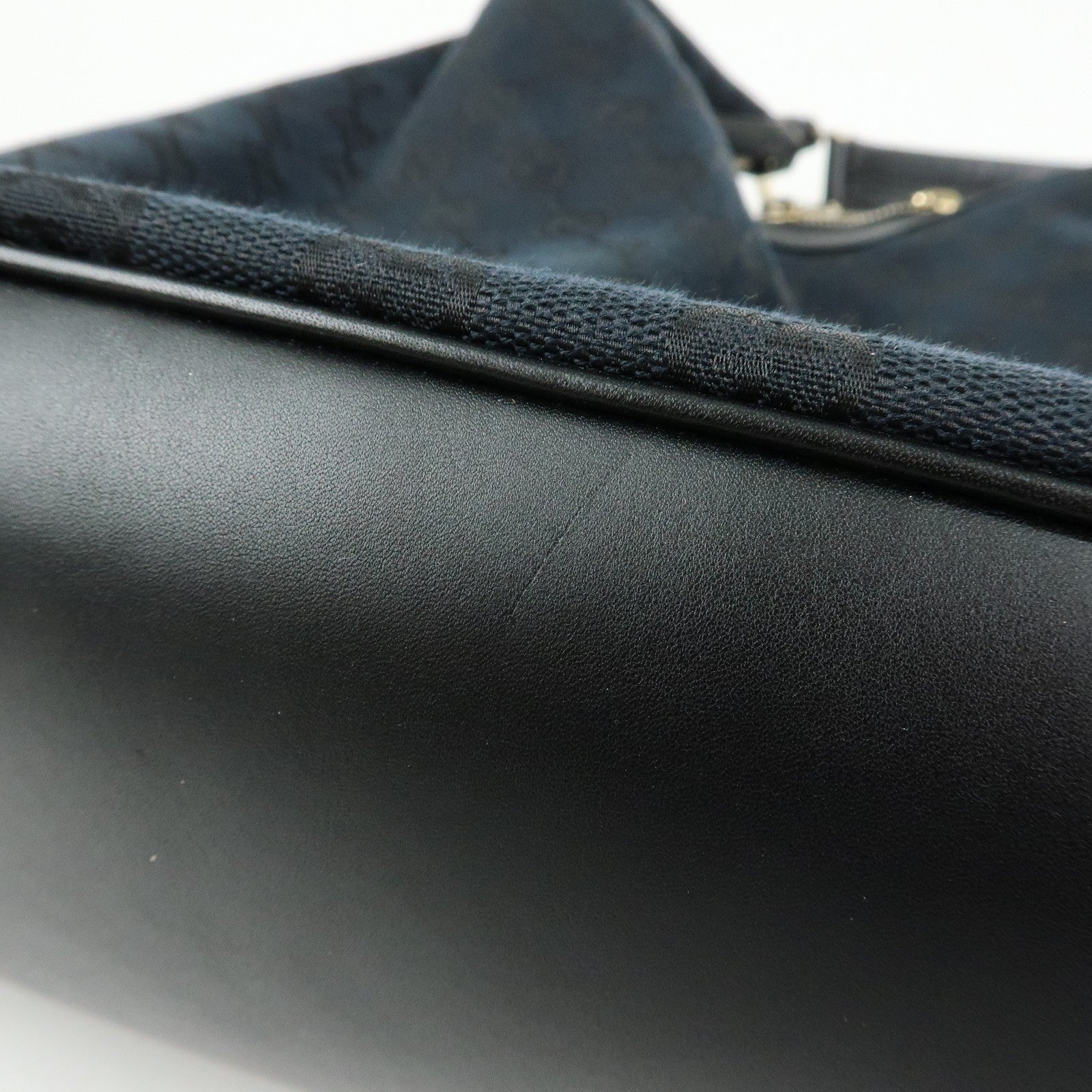 GUCCI GG Canvas Leather Shoulder Bag Hand Bag Black 001.4287