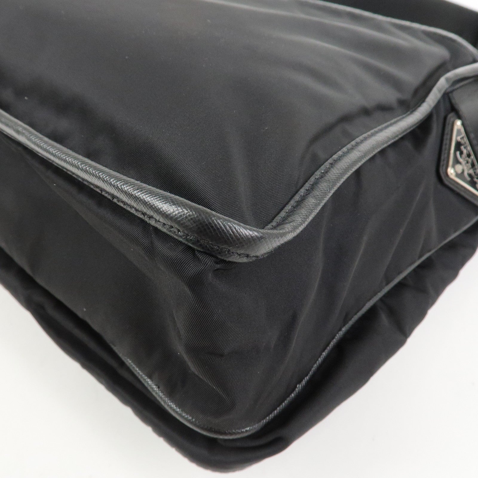 PRADA - Nylon   Saffiano Leather Black 2DV166