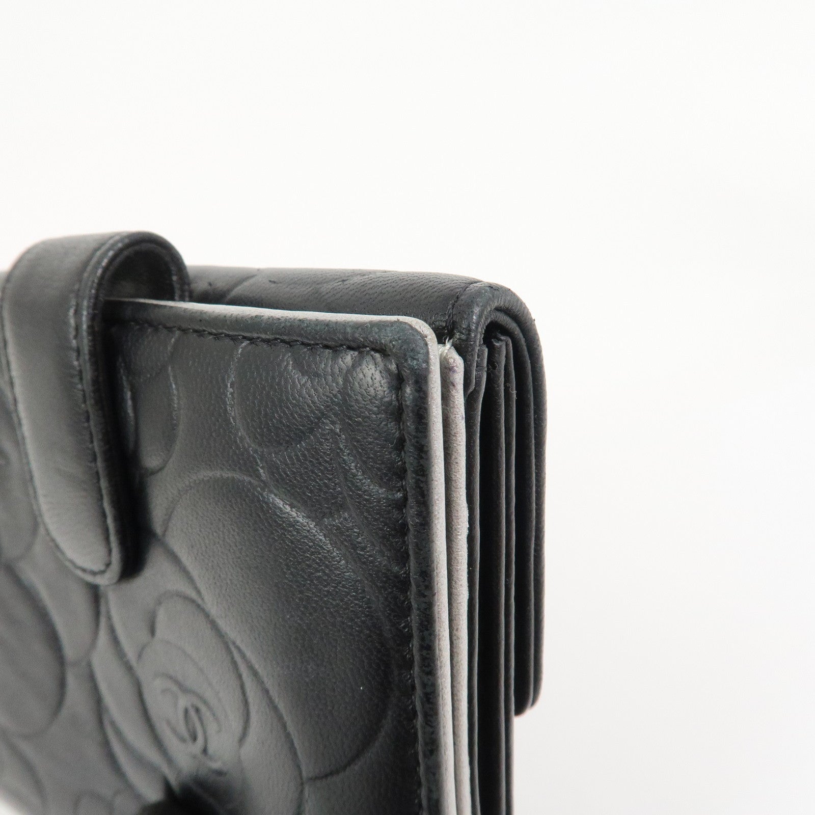 CHANEL Camellia COCO Mark Lamb Skin Compact Wallet Black