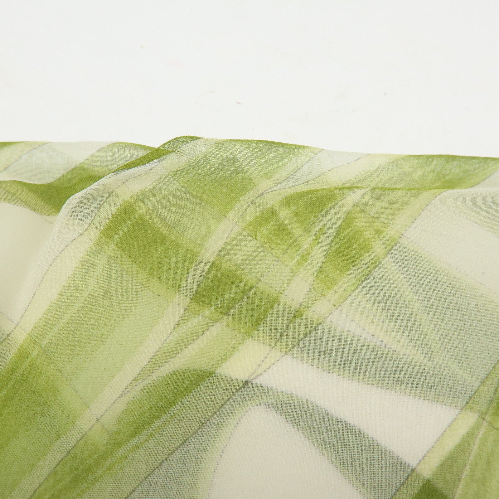 Ferragamo Silk 100% Scarf Flower Motif Ocha-Ken Beige Green Red