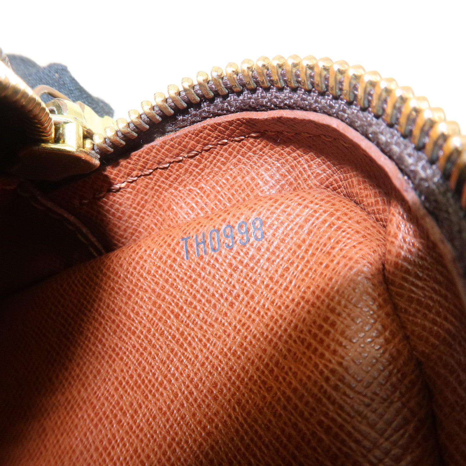 Louis Vuitton Monogram Amazone Shoulder Bag Crossbody Bag M45236