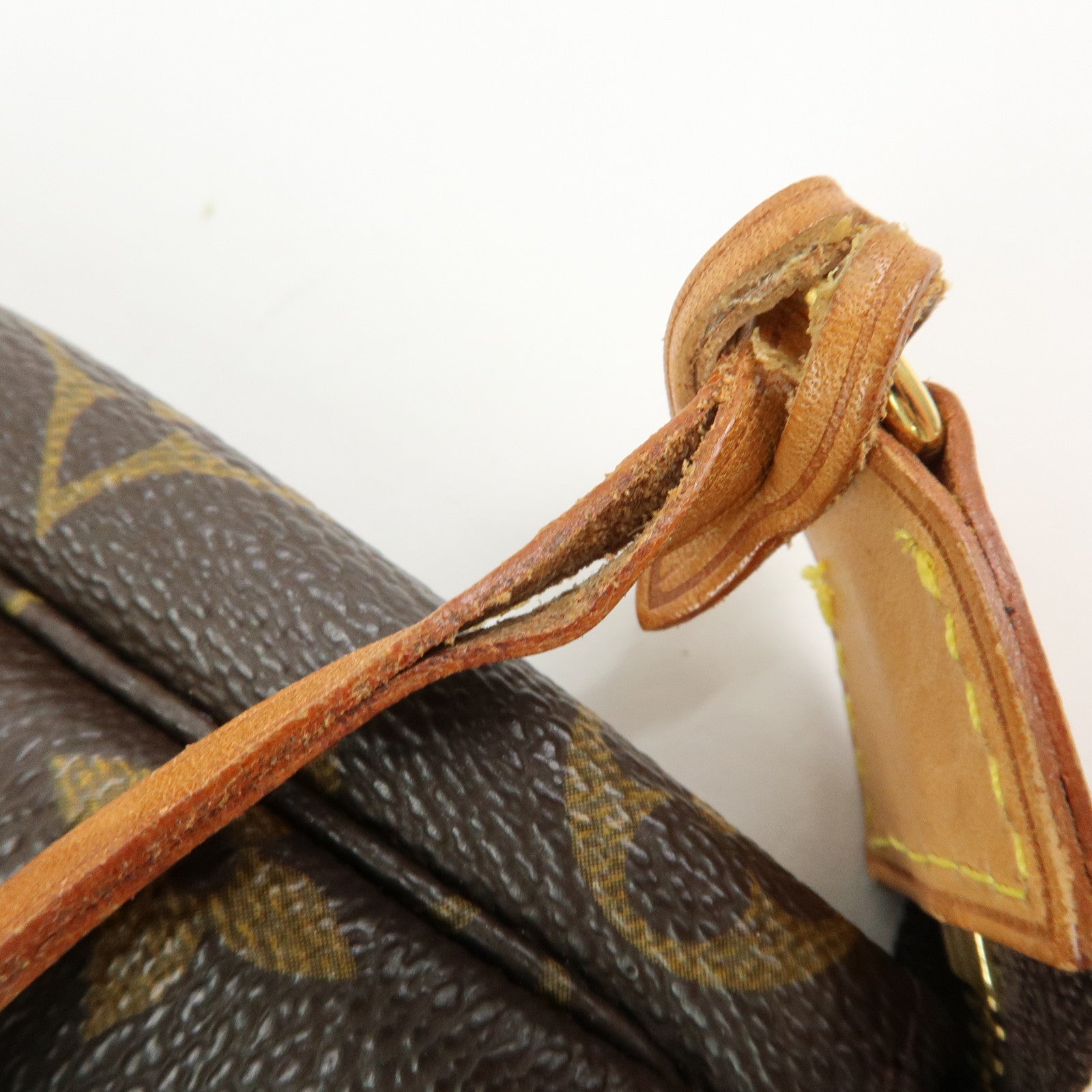 Louis Vuitton Monogram Pochette Accessoires Pouch Hand Bag M51980
