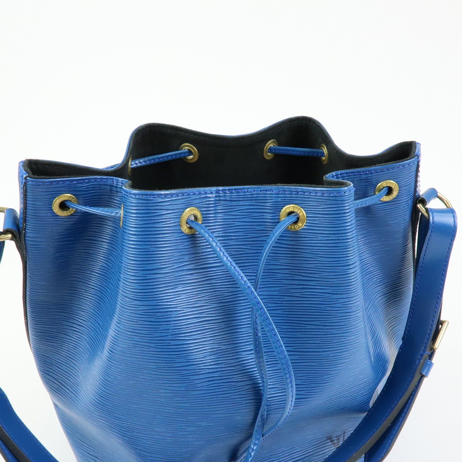 Louis Vuitton Epi Petit Noe Shoulder Hand Bag Toledo Blue M44105