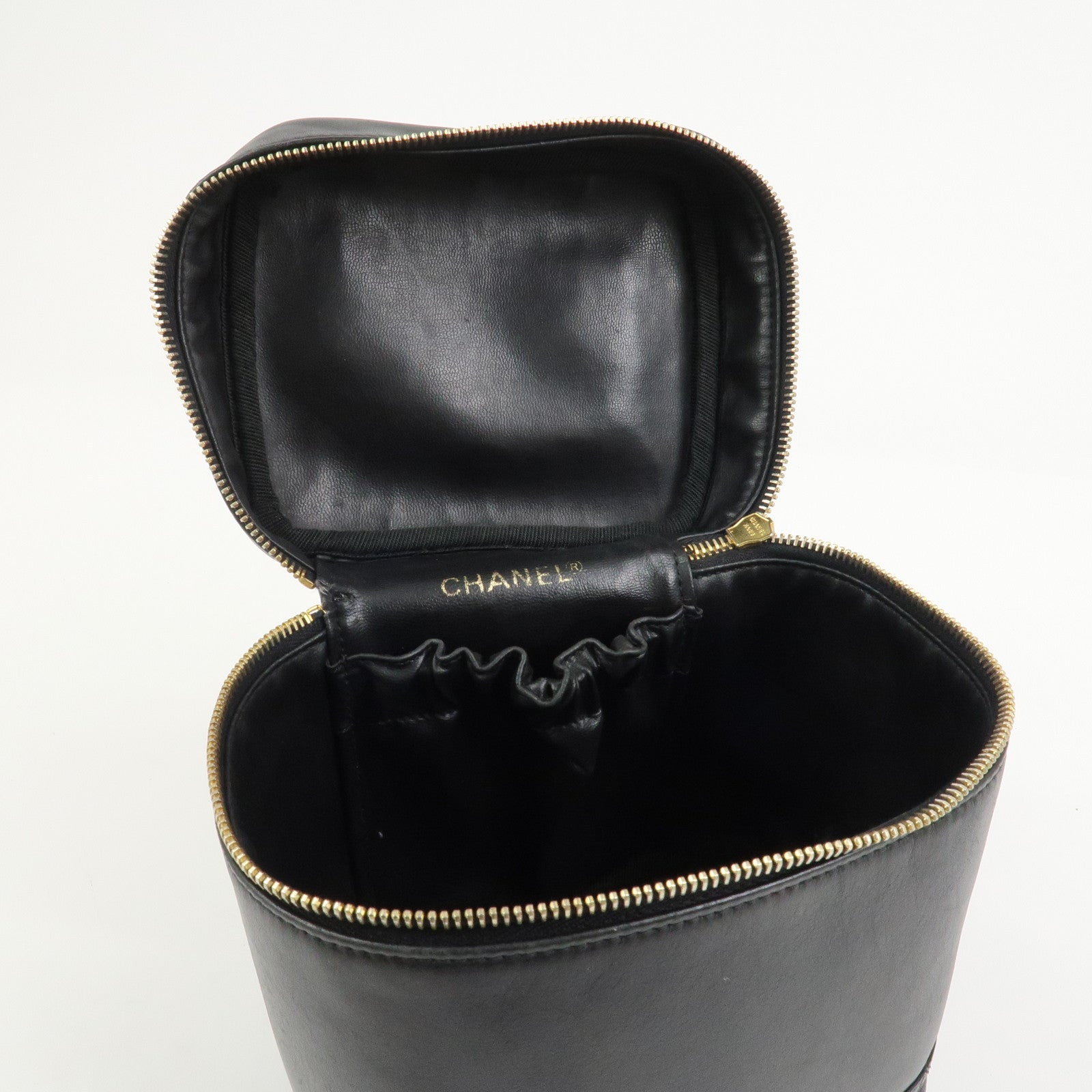 CHANEL Bicolore Lambskin Vanity Bag Hand Bag Black A01619