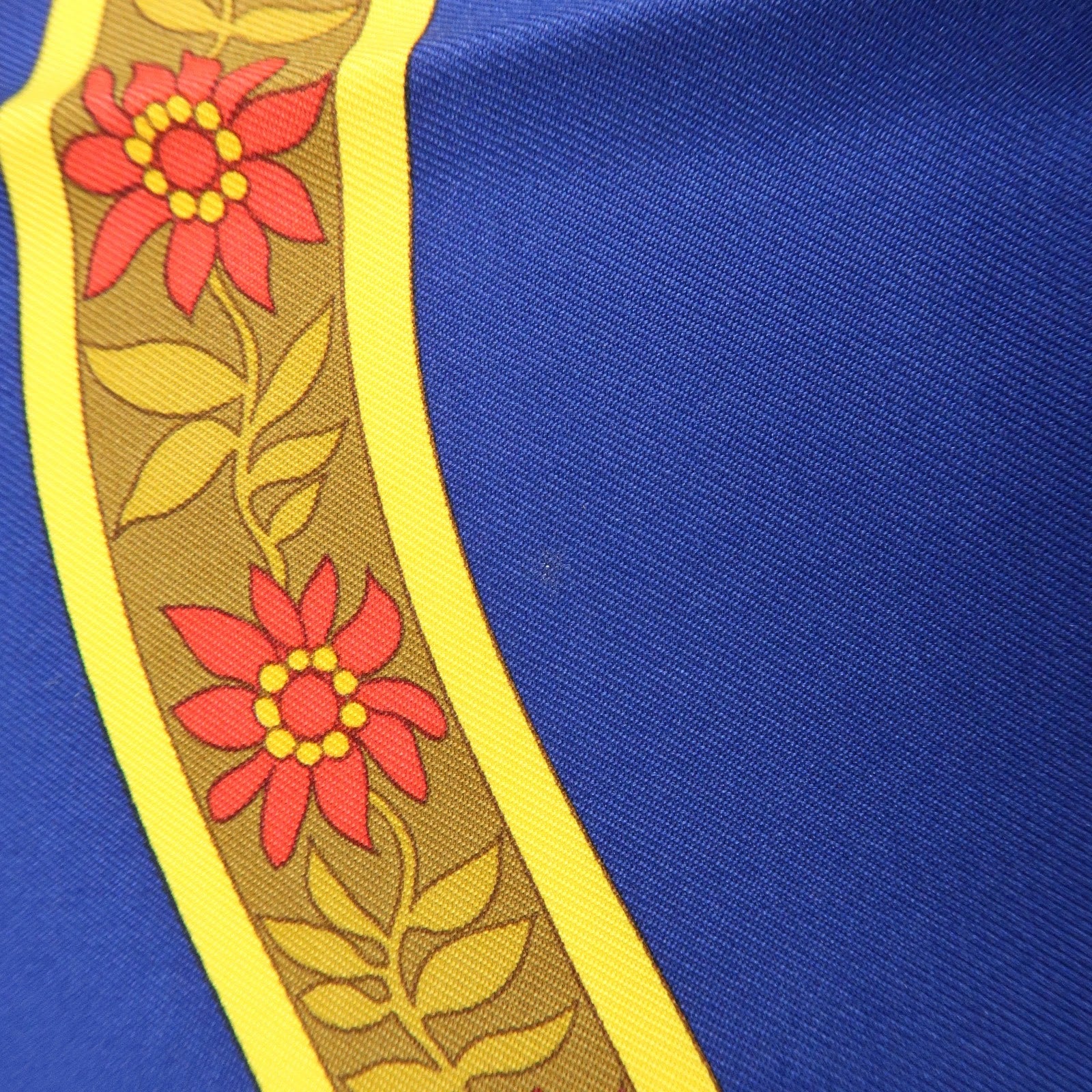 HERMES Carre 90 Silk 100% Scarf IN SALZBURG Blue Gold