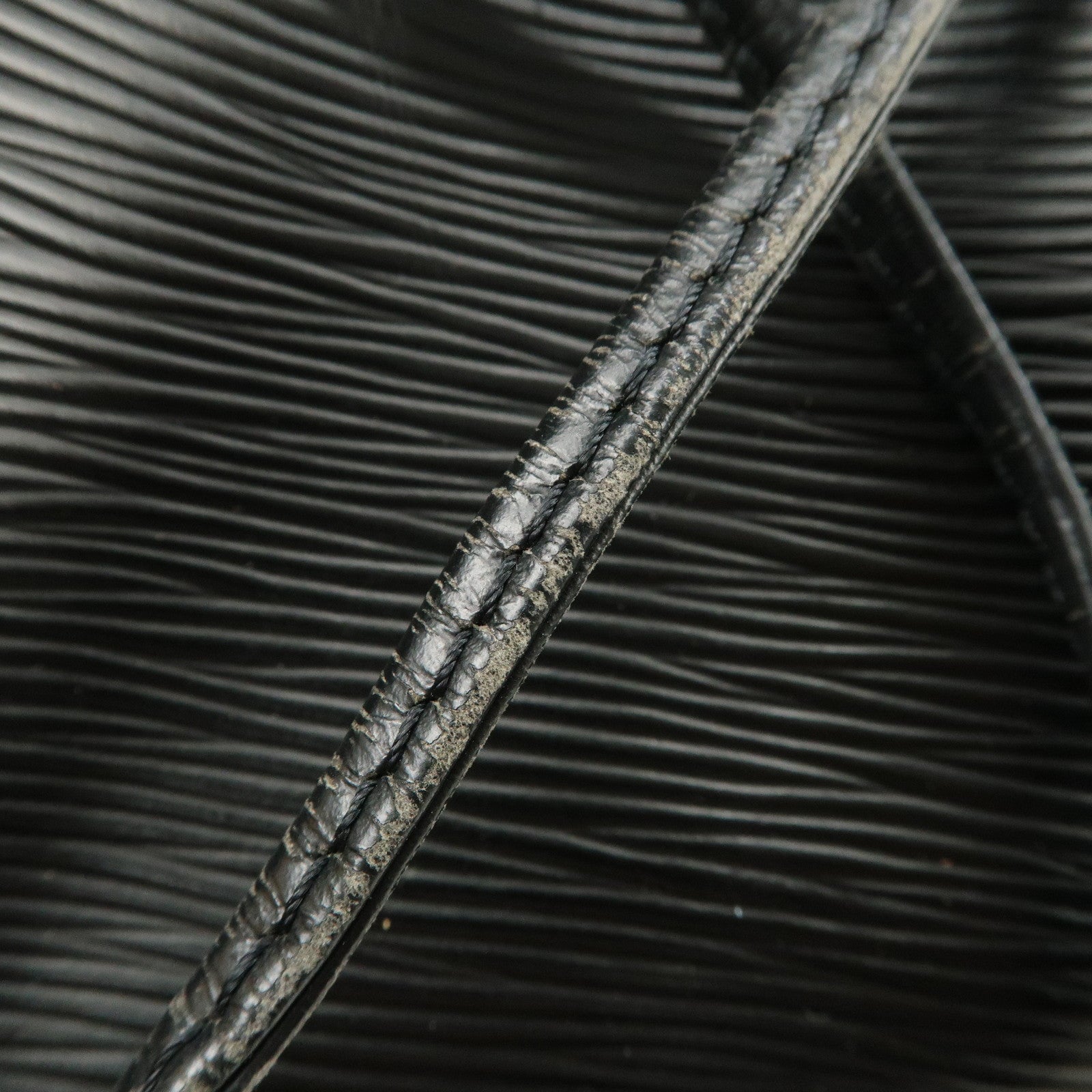 Louis Vuitton Epi Noe Shoulder Bag Hand Bag Noir Black M59002