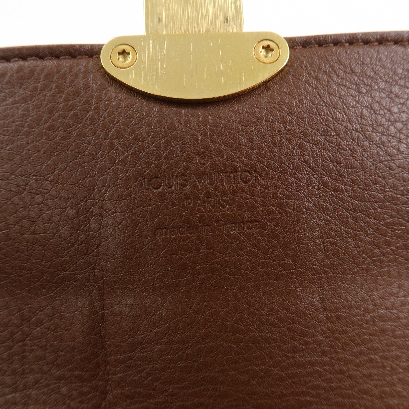 Louis Vuitton Monogram Mahina Portefeuilles Amelia Long Wallet Acajou M58125